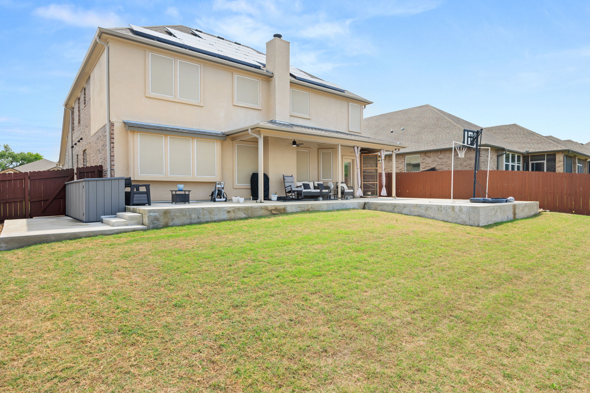 main property photo 30
