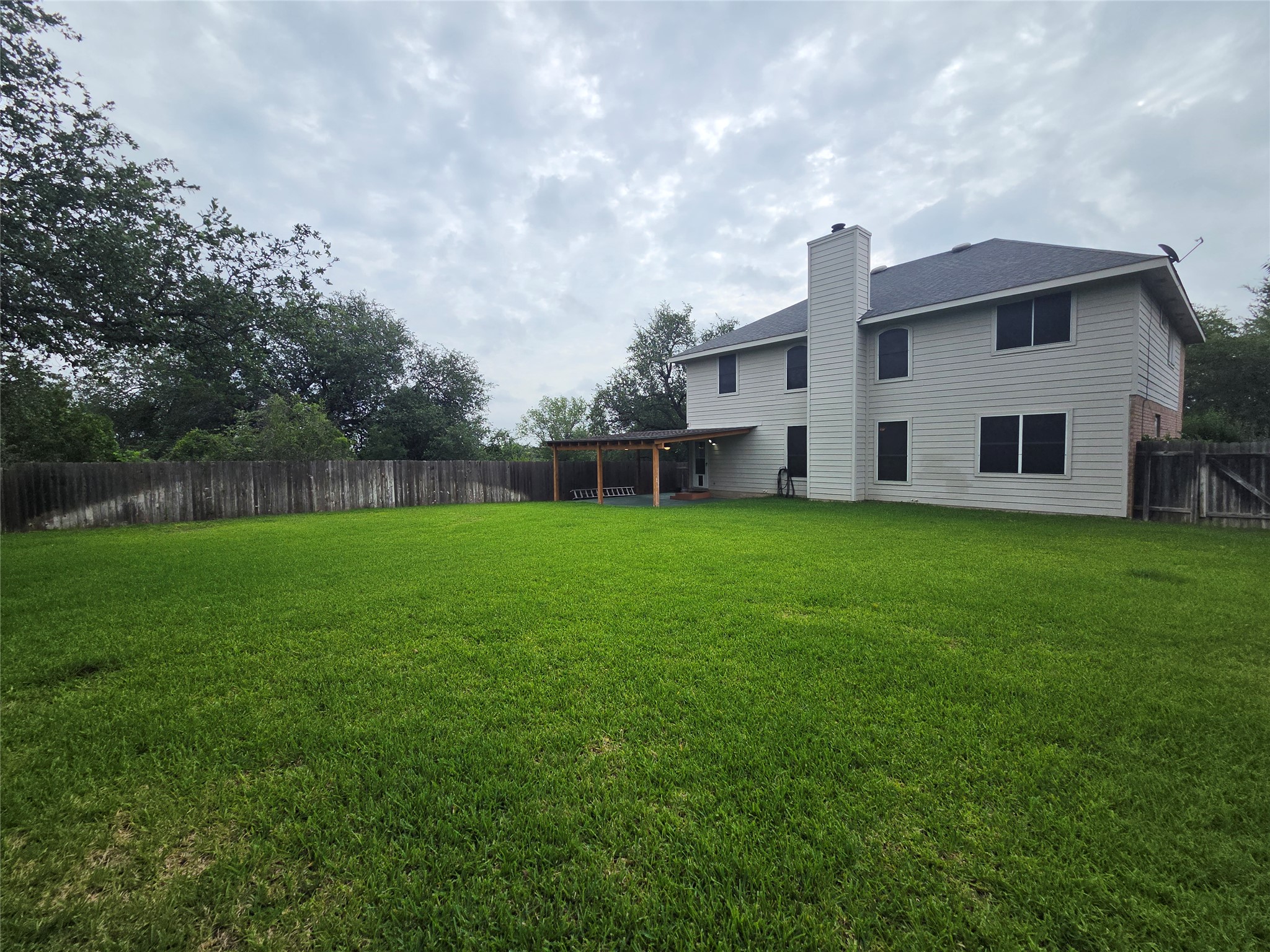 main property photo 26
