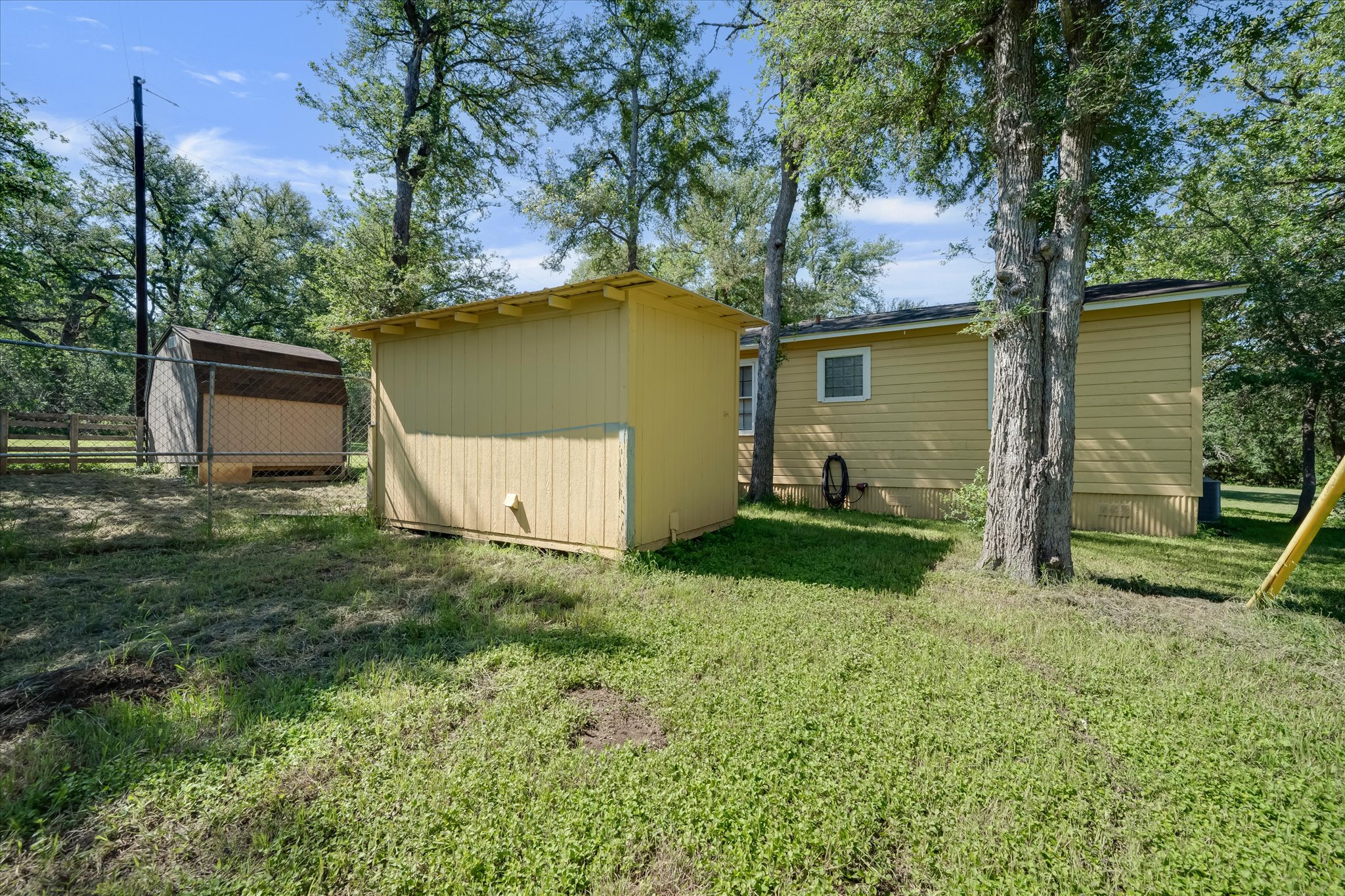 main property photo 15