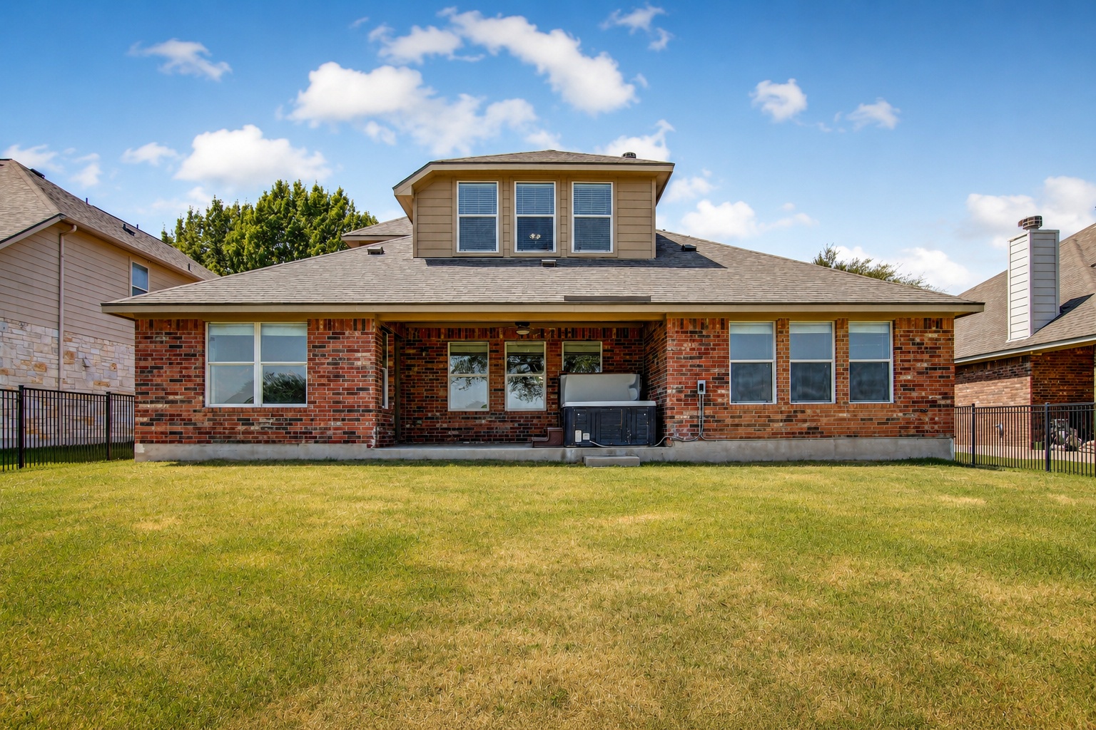 main property photo 29