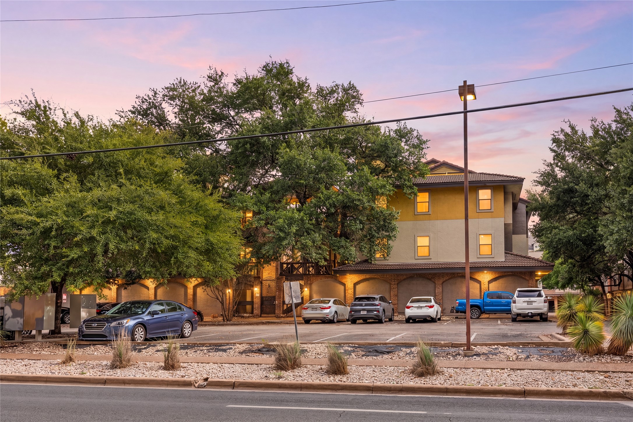 main property photo 26