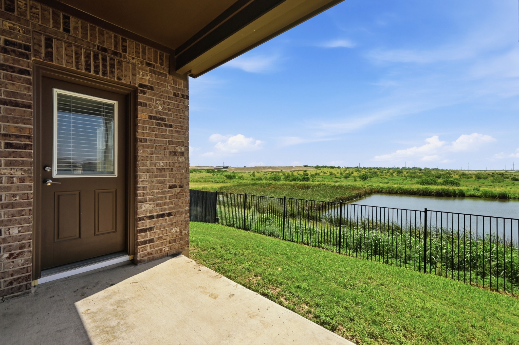 main property photo 27