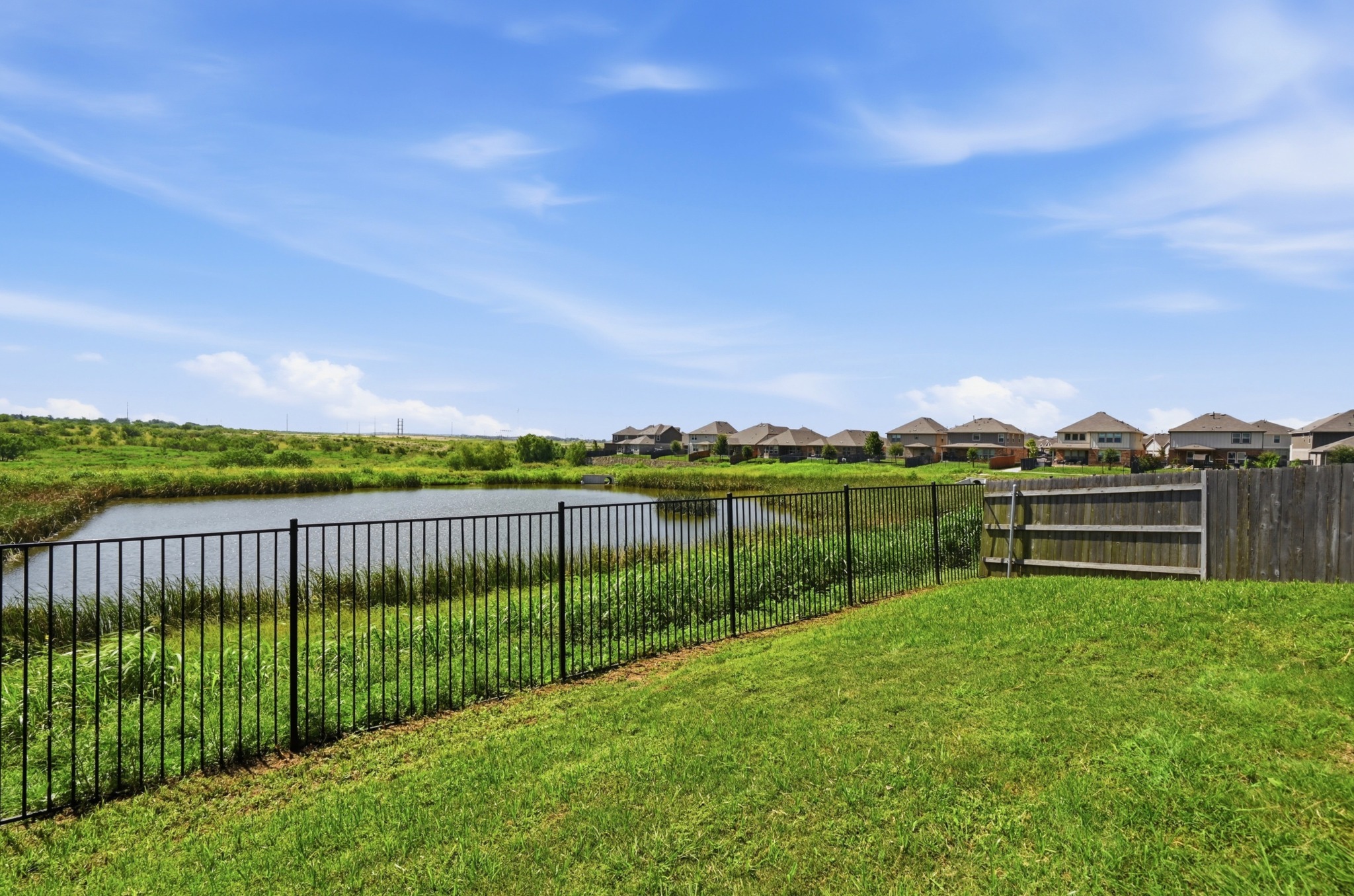 main property photo 29