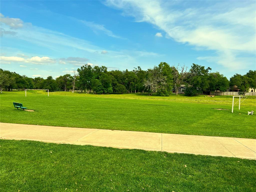main property photo 27