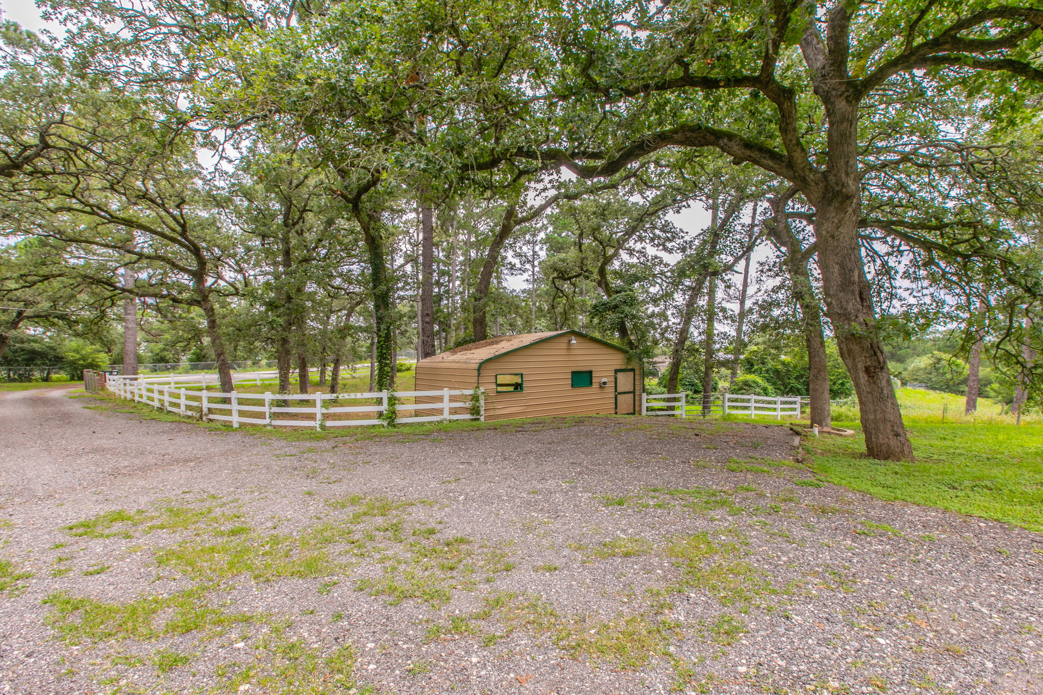 main property photo 20