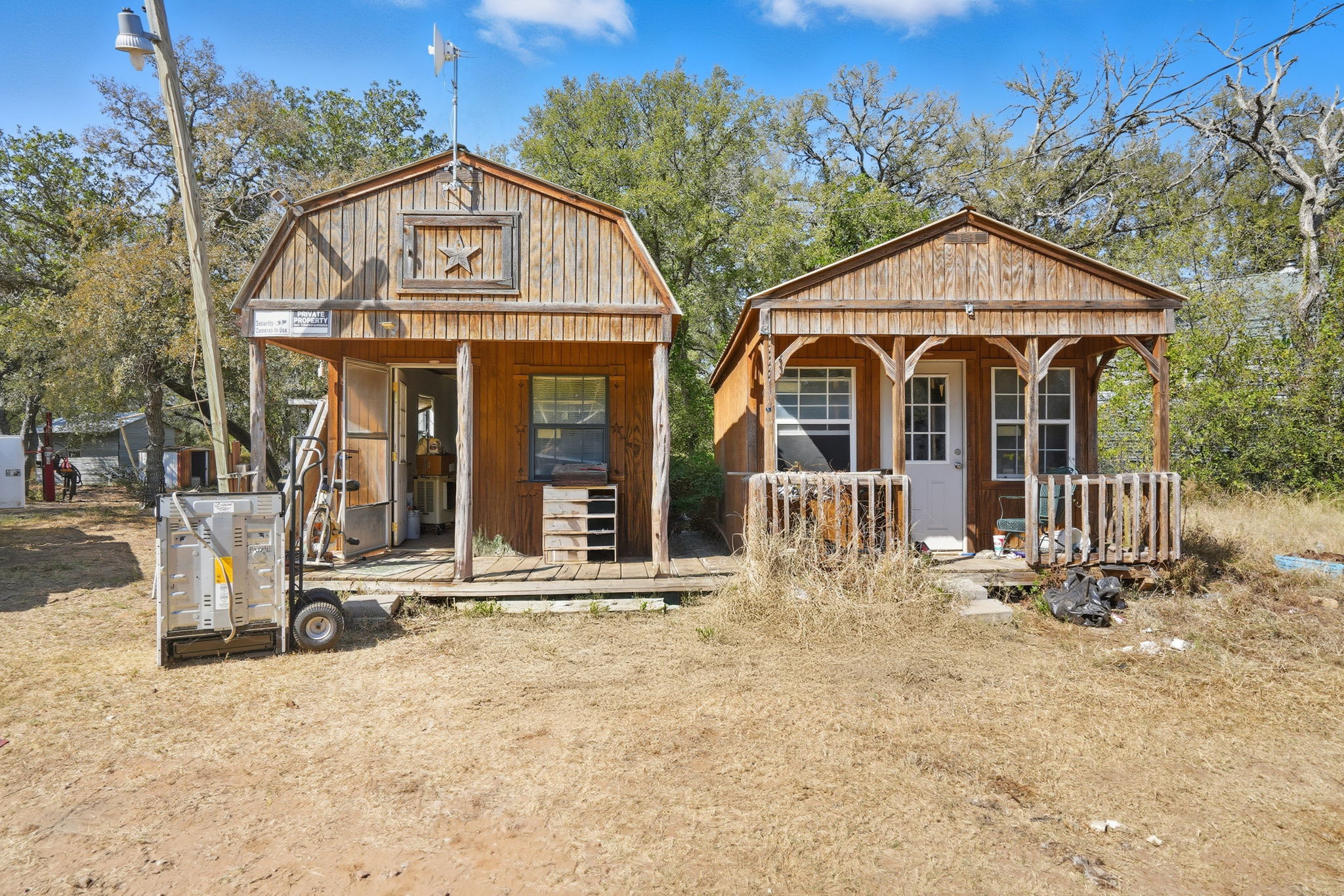 main property photo 14