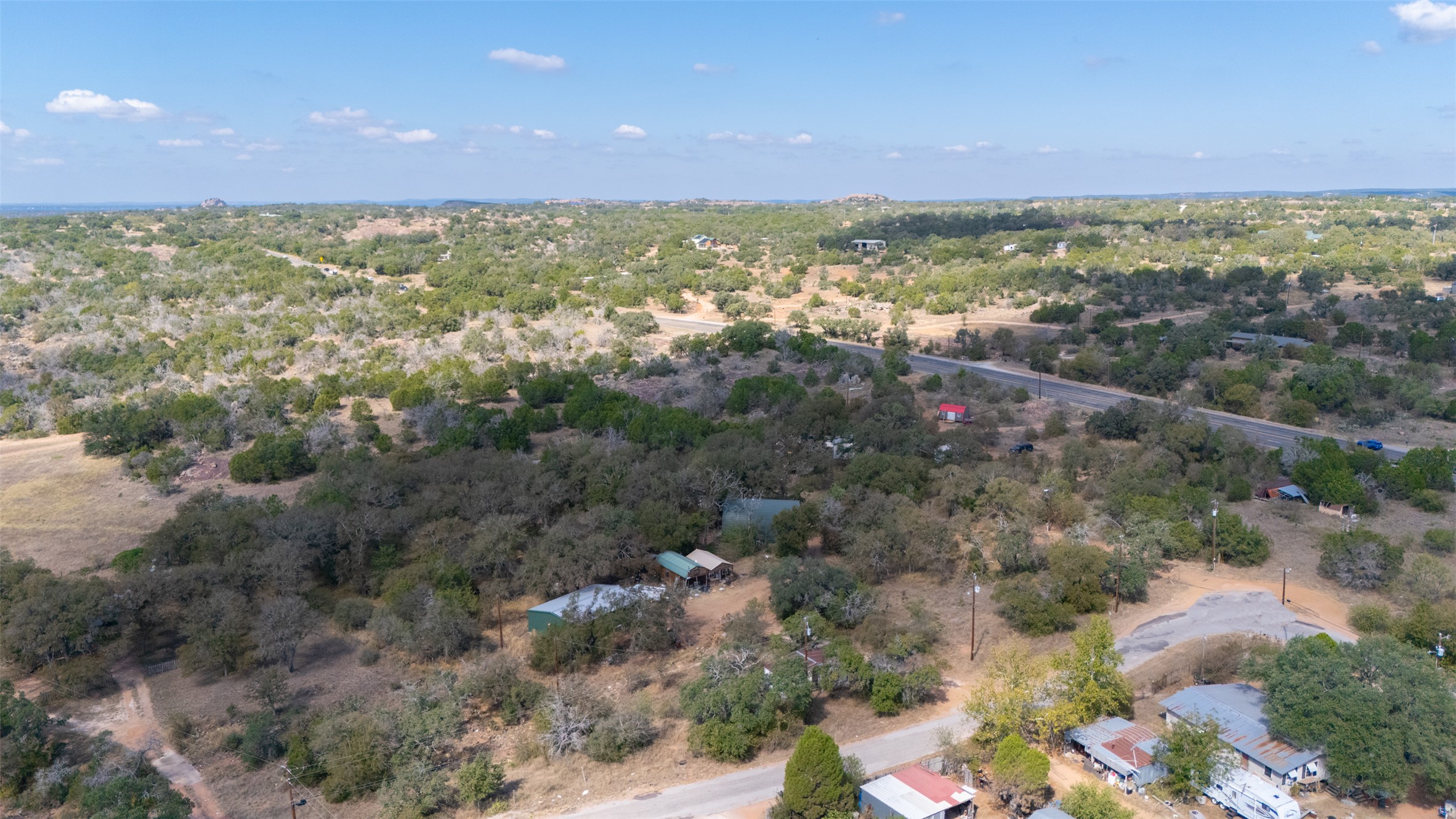 main property photo 23