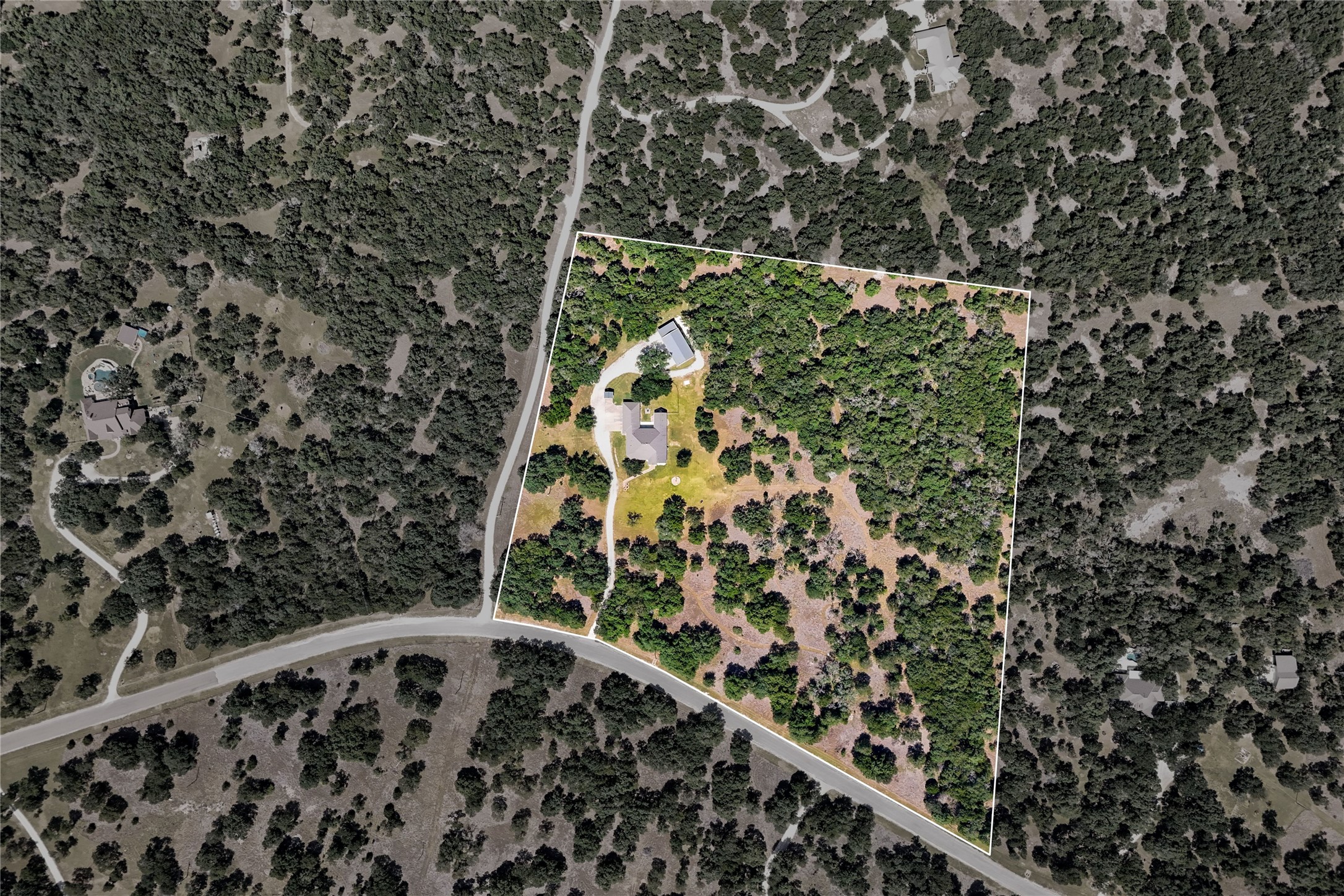 main property photo 36