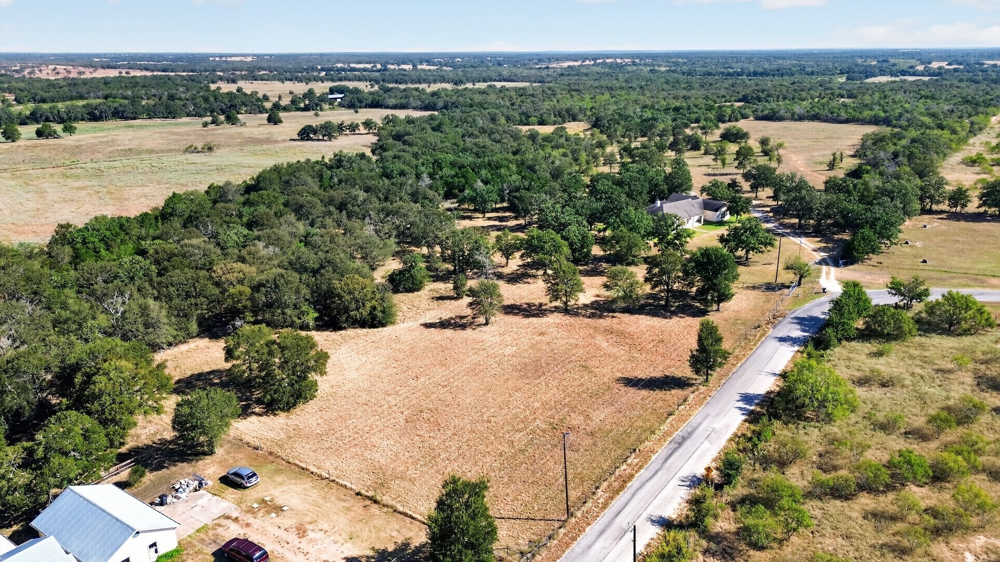 main property photo 13