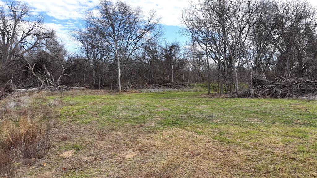 main property photo 20
