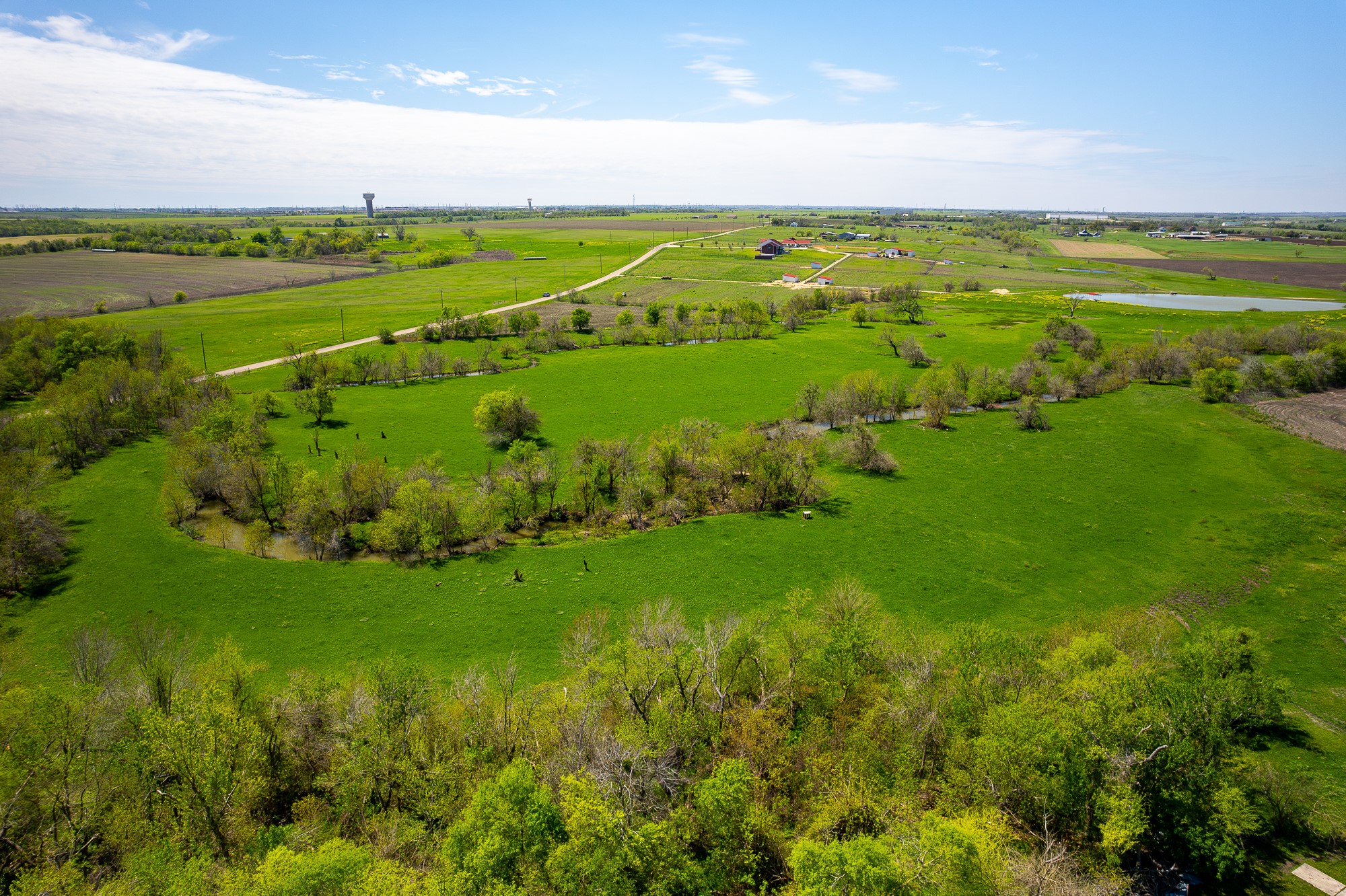 main property photo 25