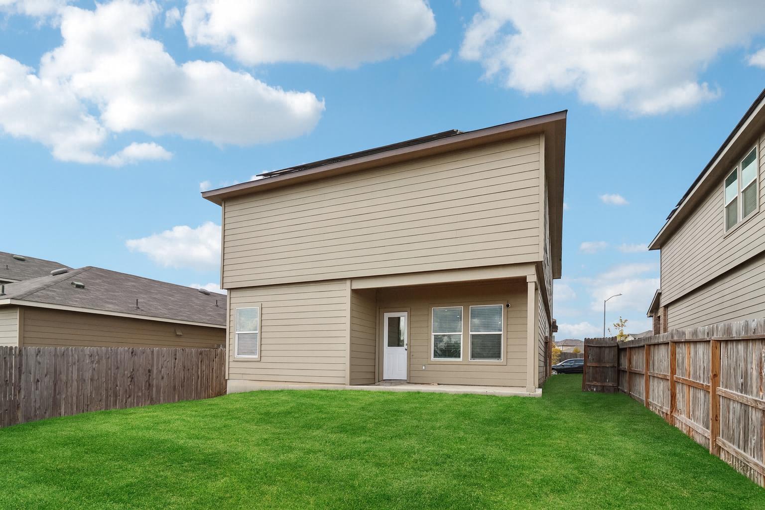 main property photo 17