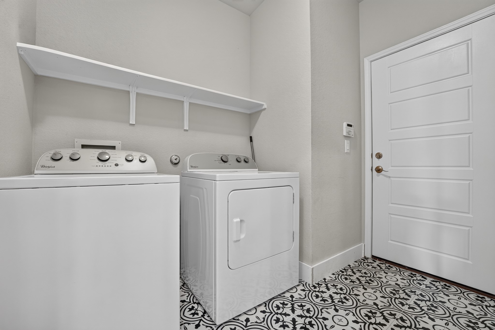 main property photo 21