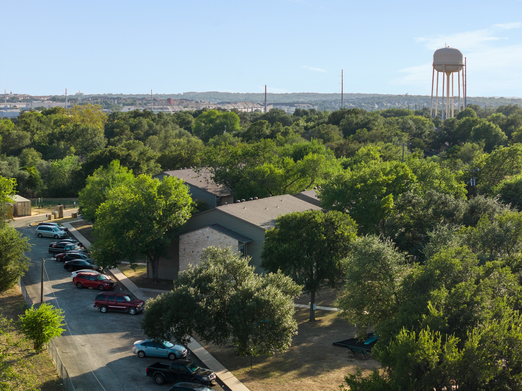 main property photo 34