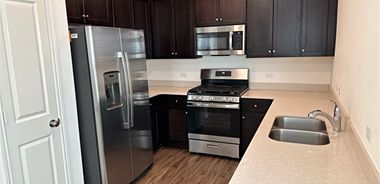 image of property with 2 Bed | 1 Bath | 994 Sqft