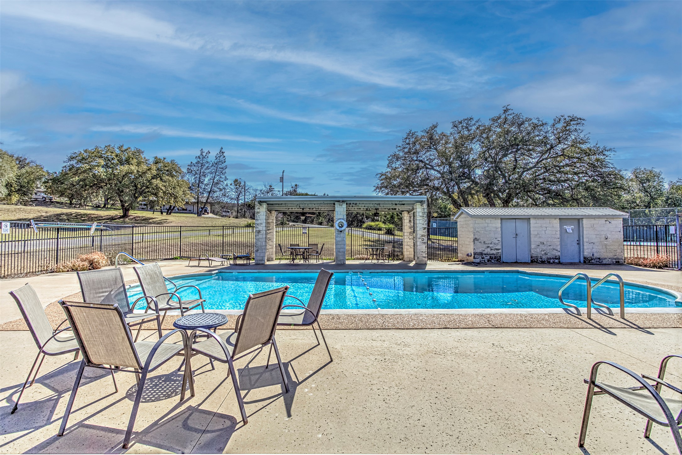 main property photo 39