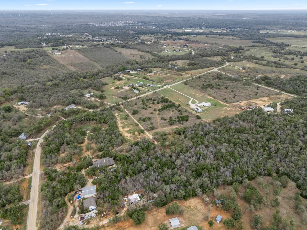main property photo 10