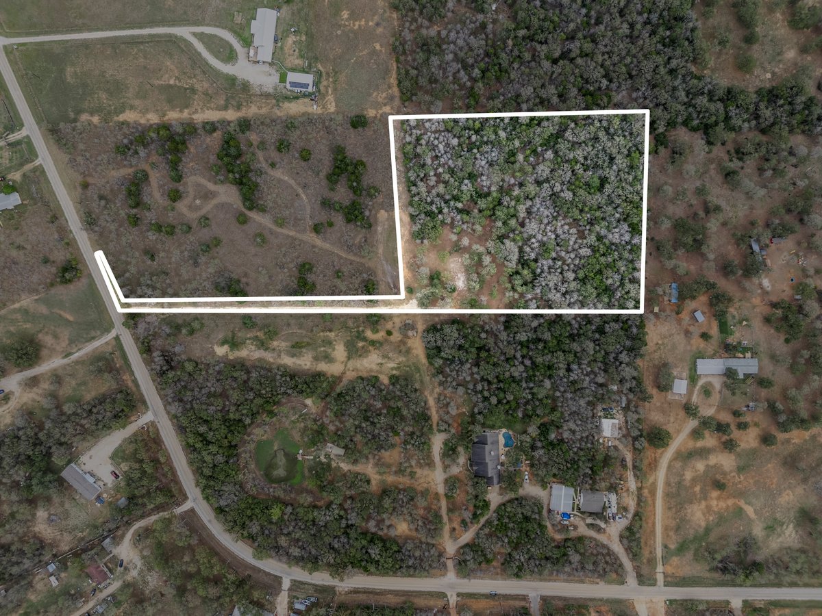 main property photo 6