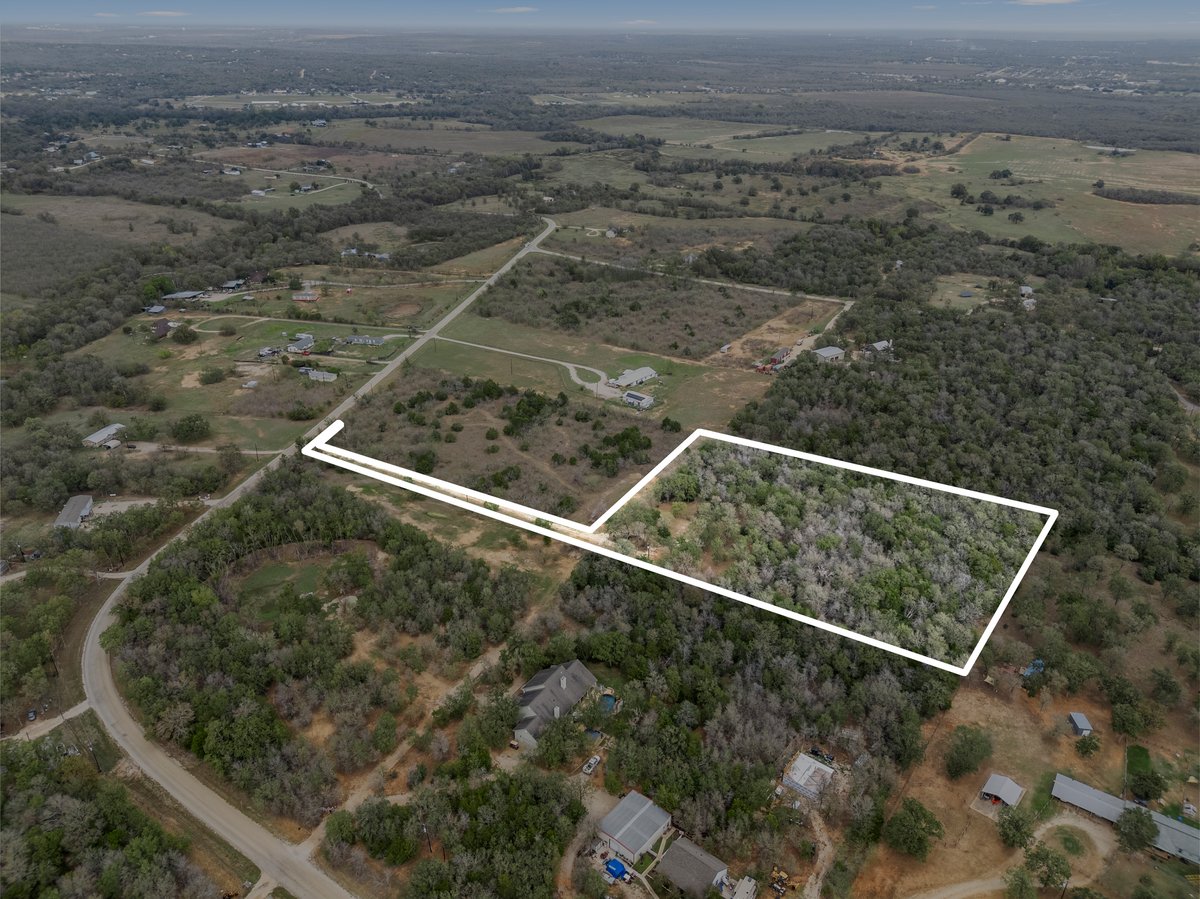 main property photo 9