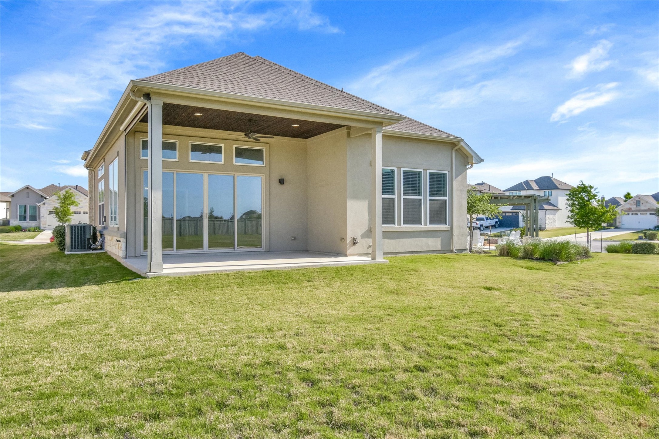 main property photo 23