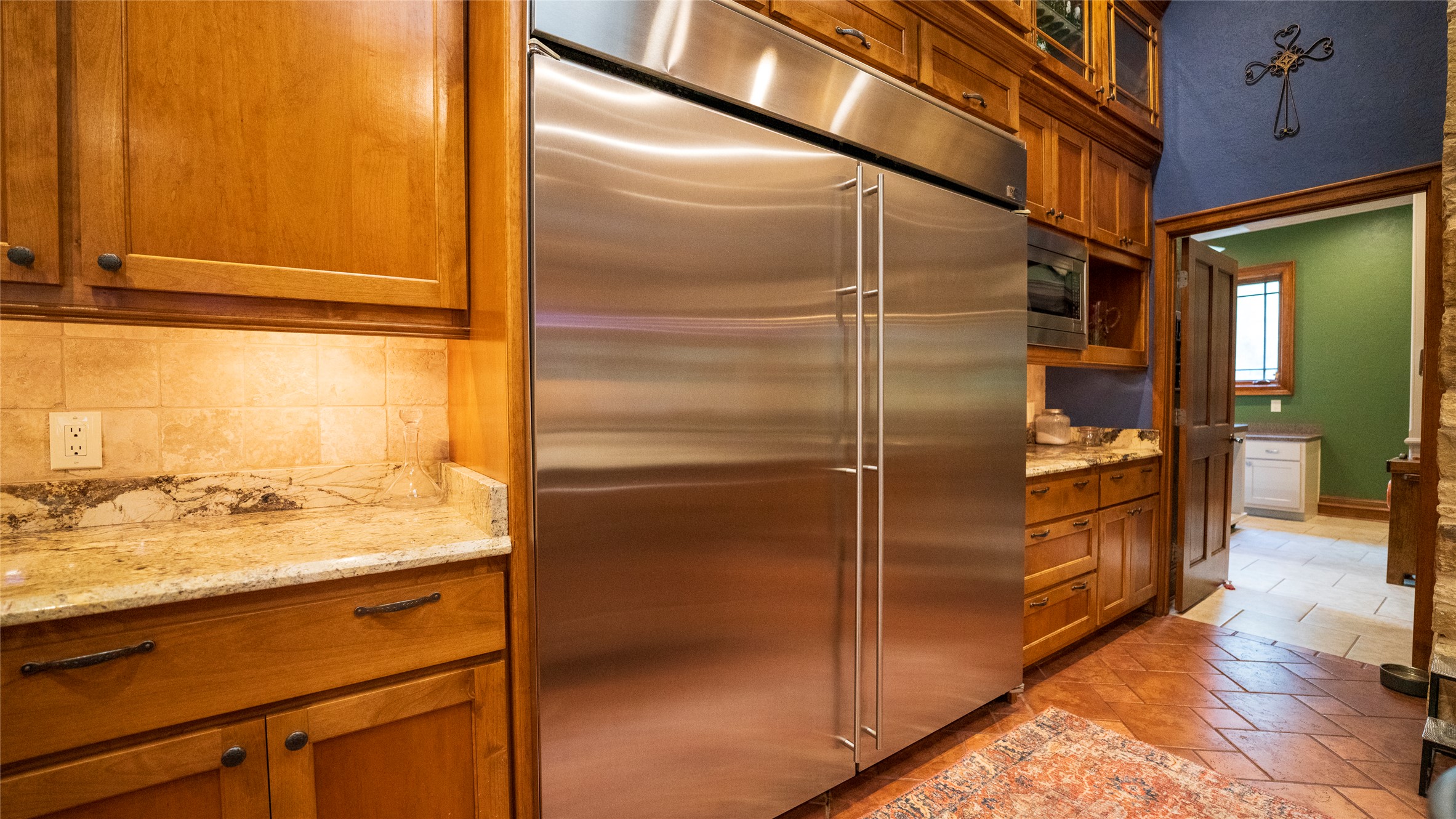 main property photo 13