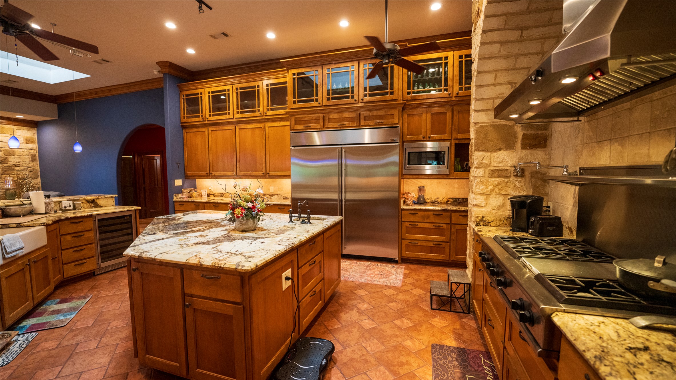 main property photo 8