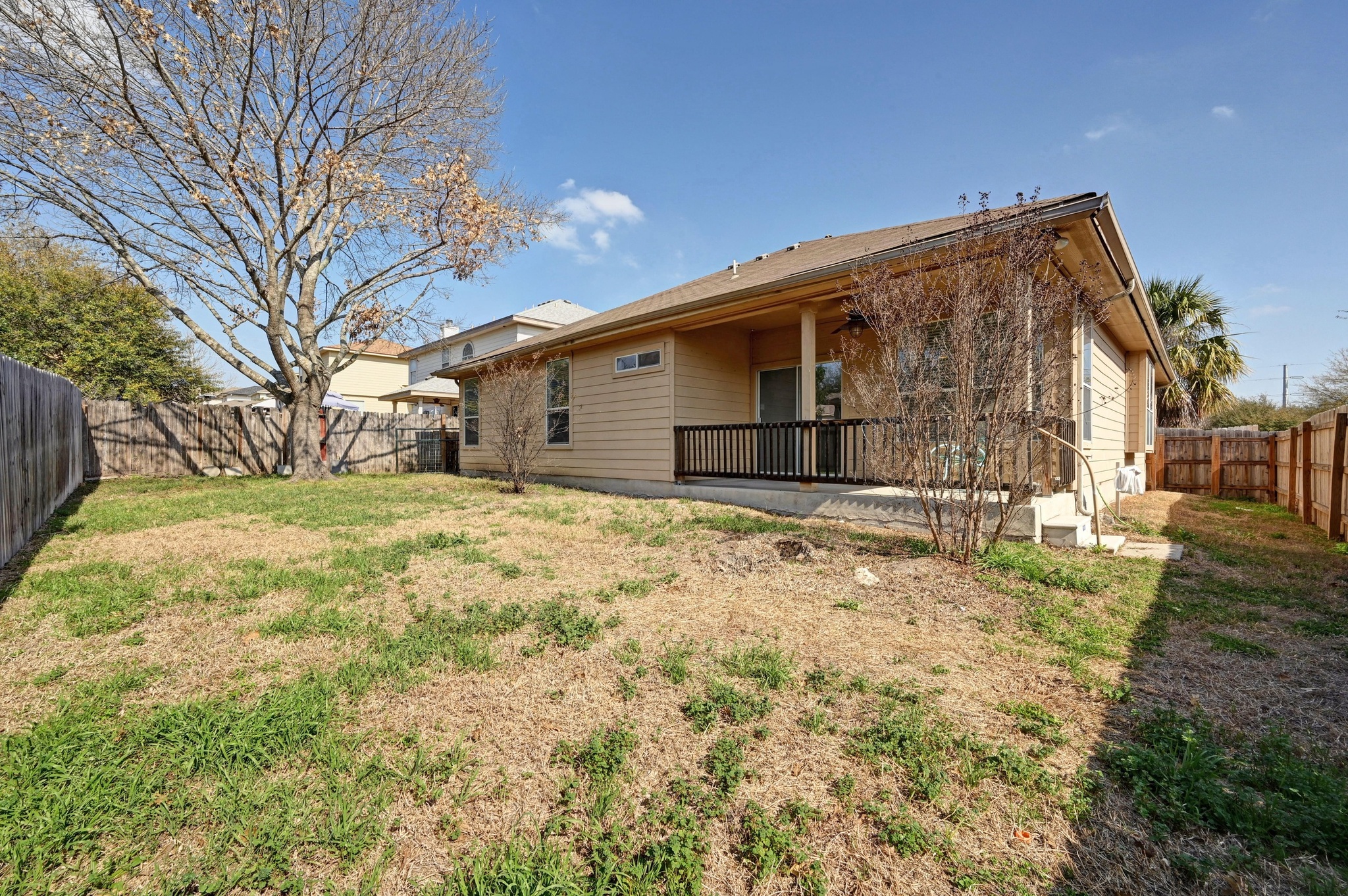 main property photo 25