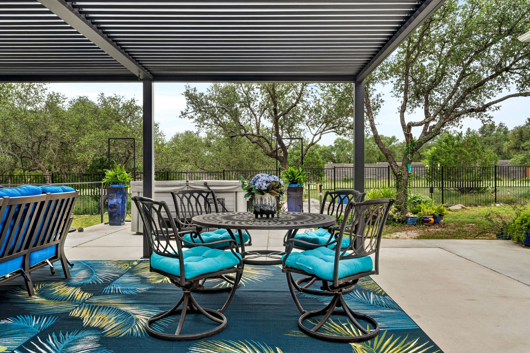 main property photo 26