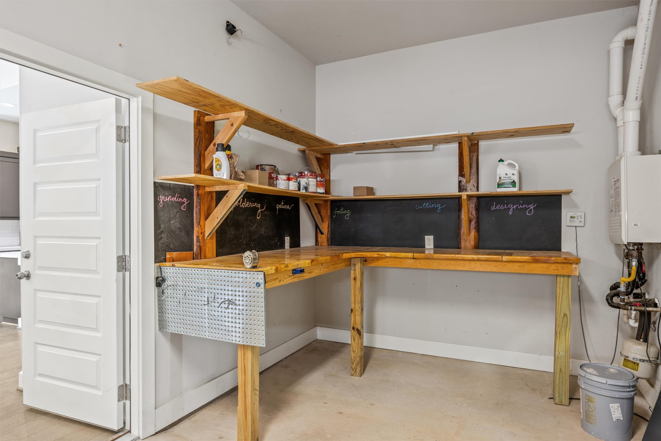 main property photo 38