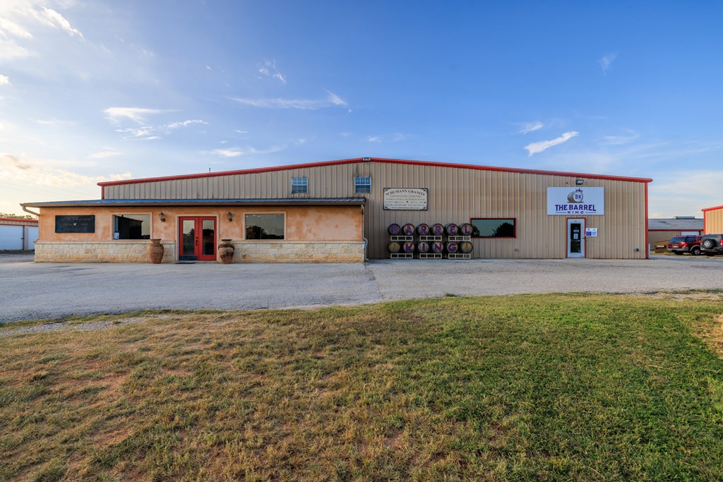 main property photo 7