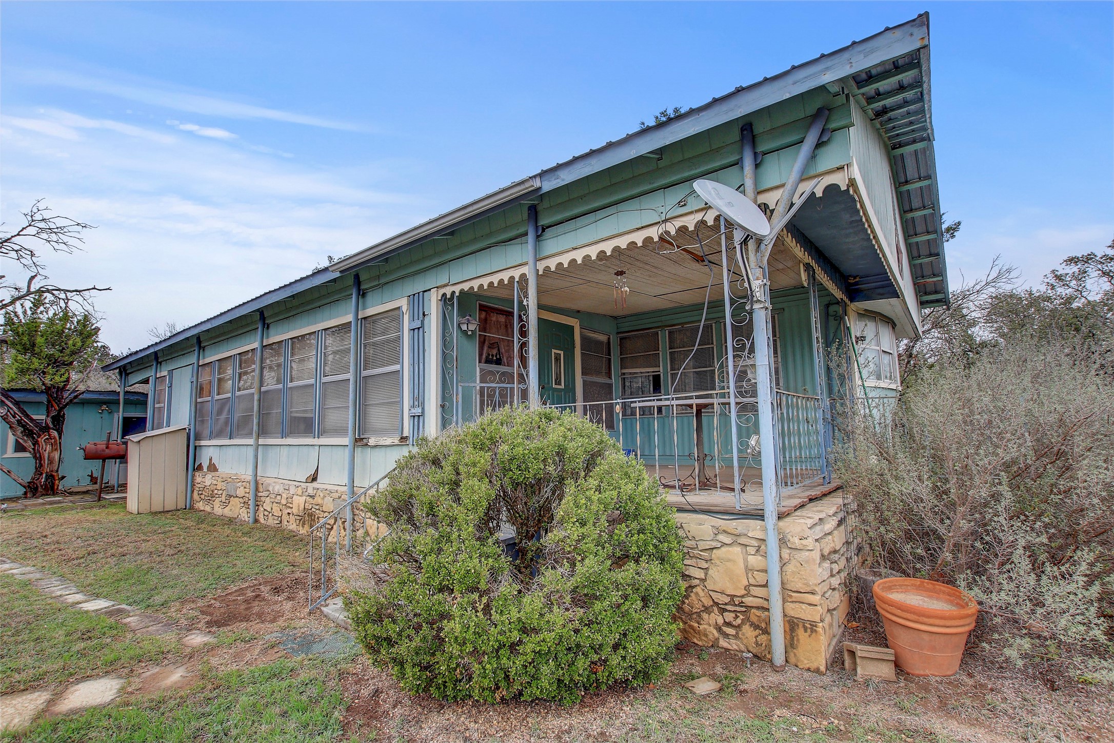 main property photo 2