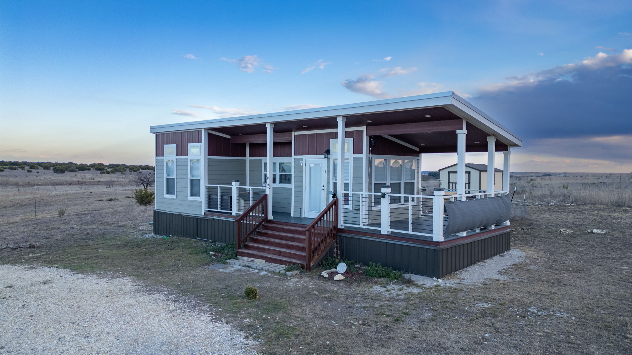 main property photo 17