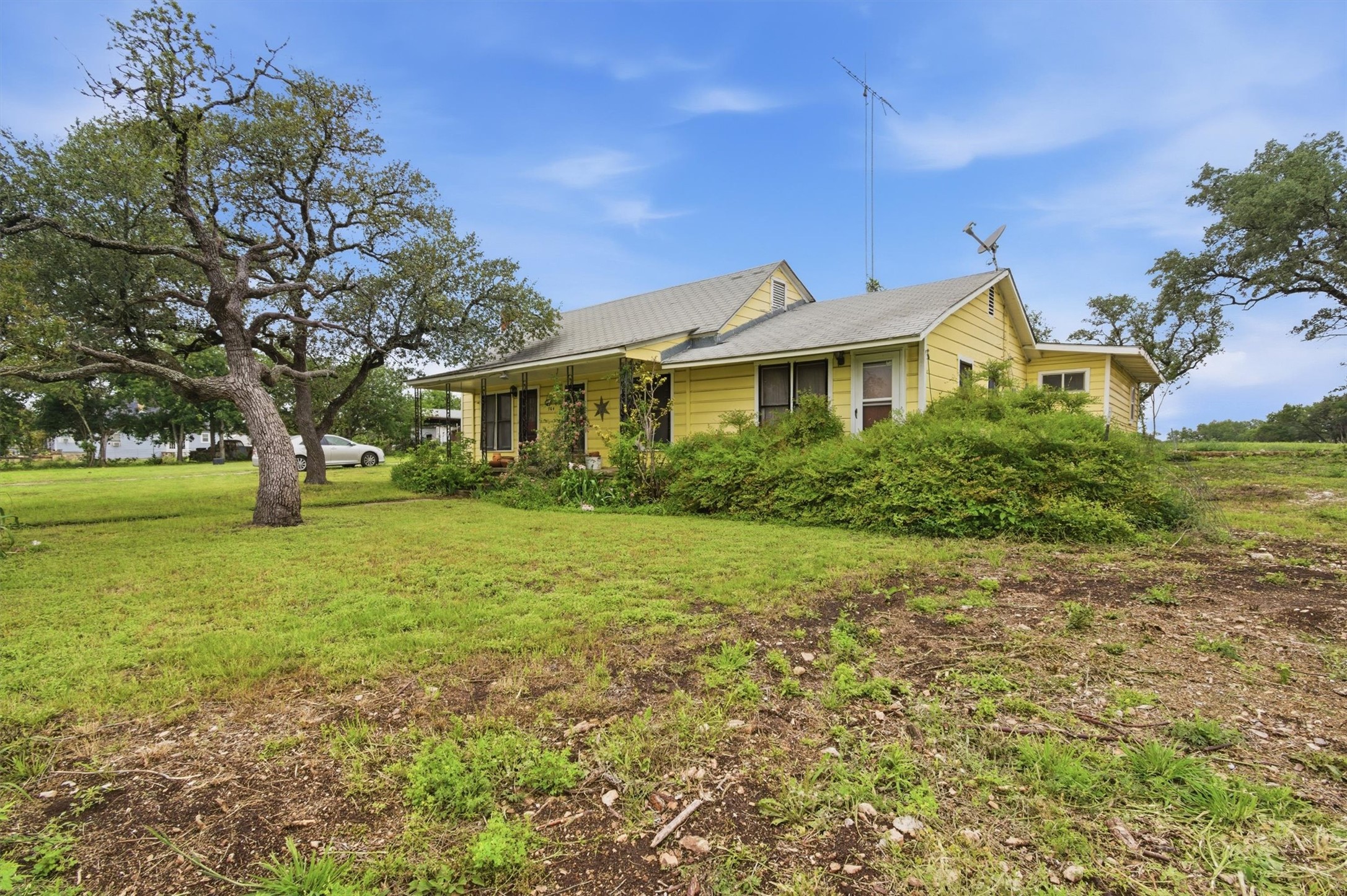 main property photo 3
