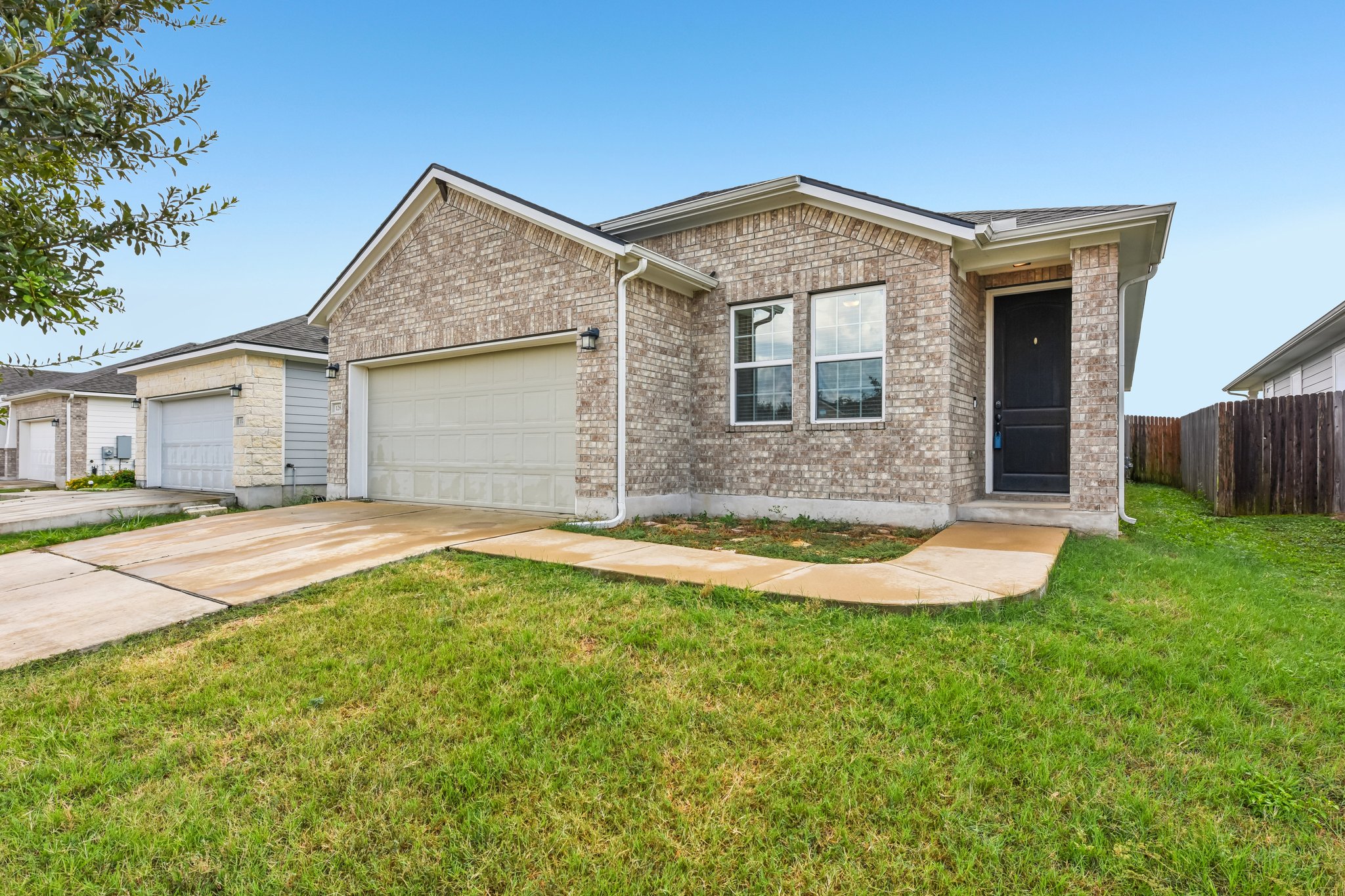 main property photo 2