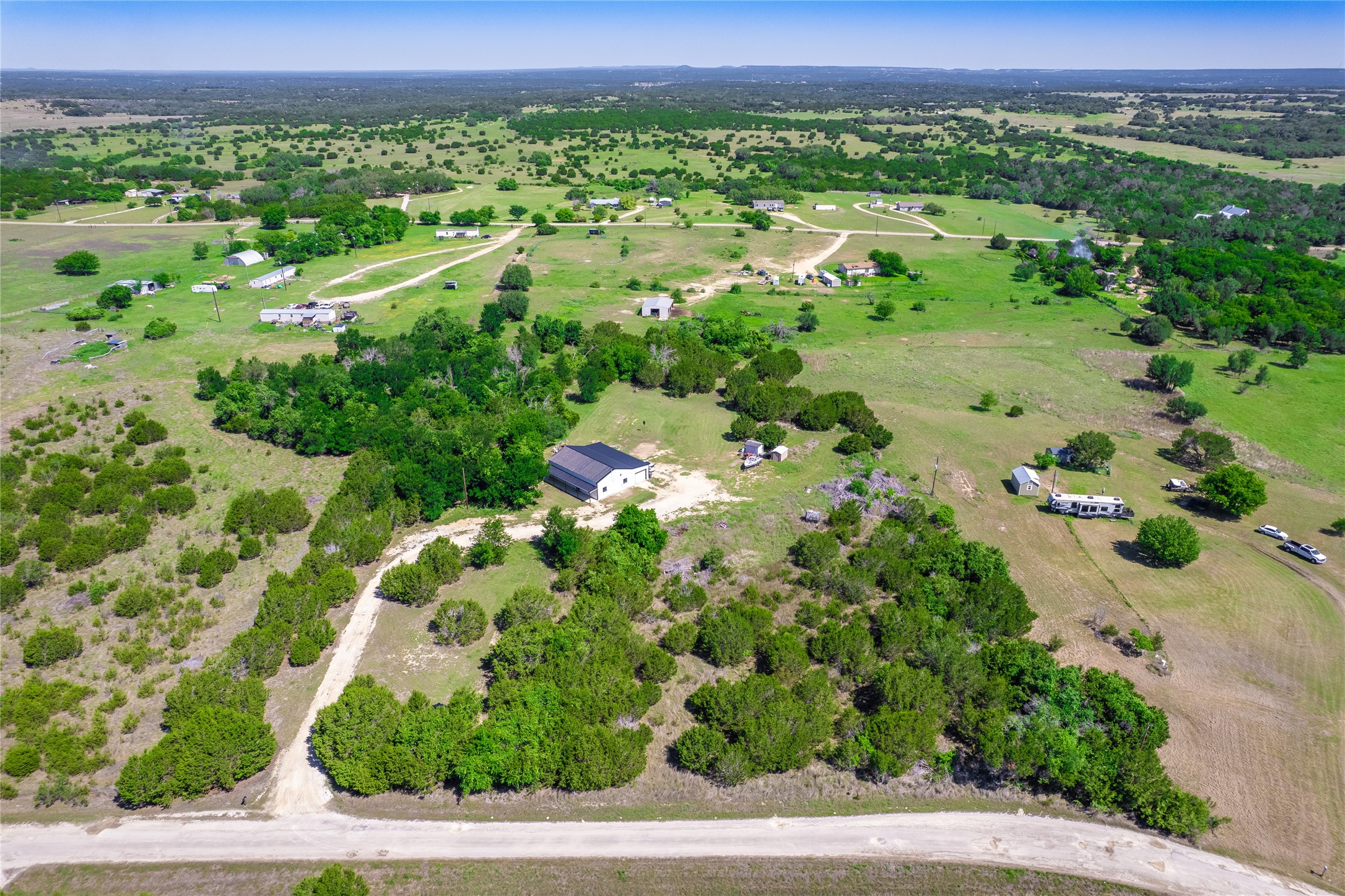 main property photo 33