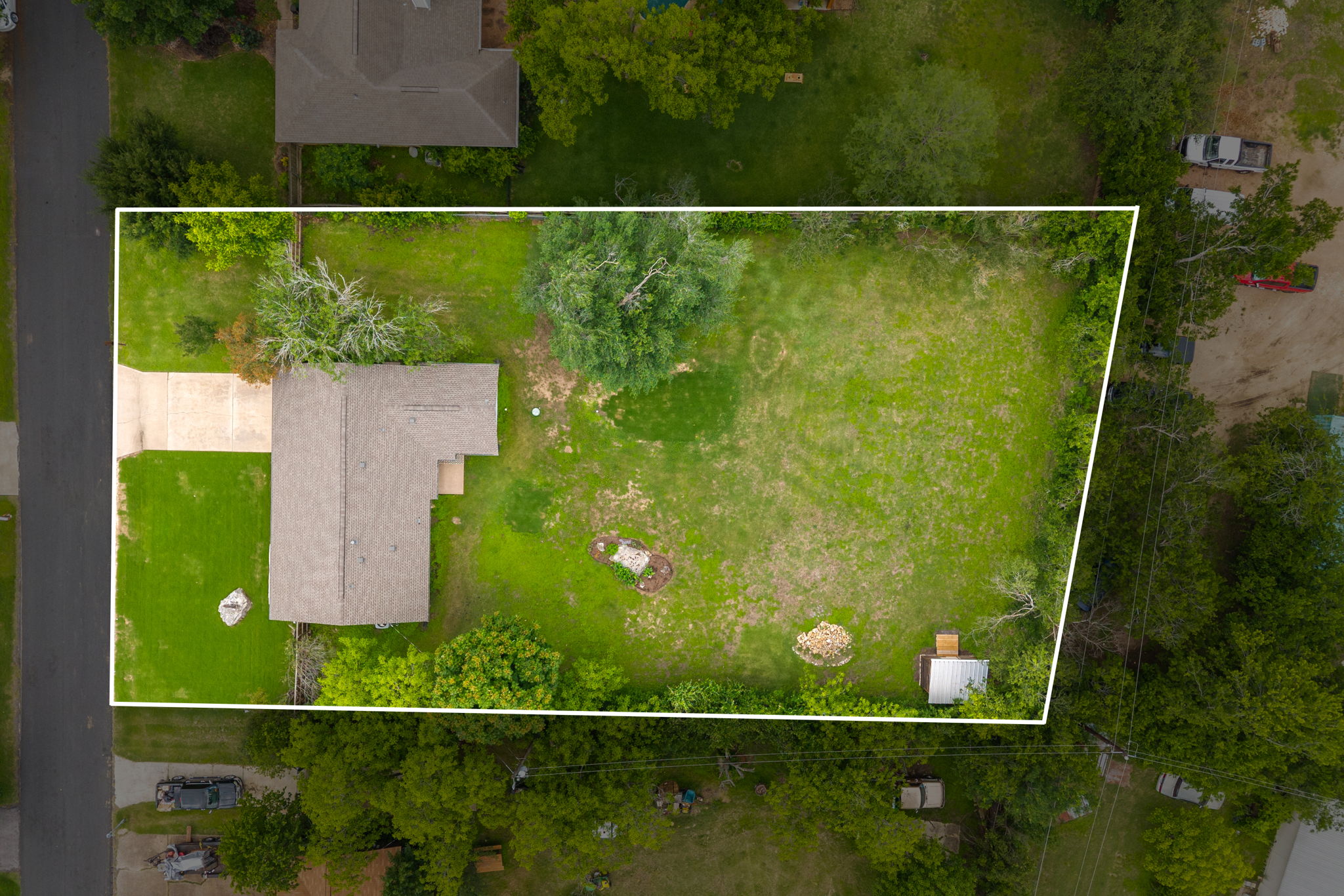 main property photo 25