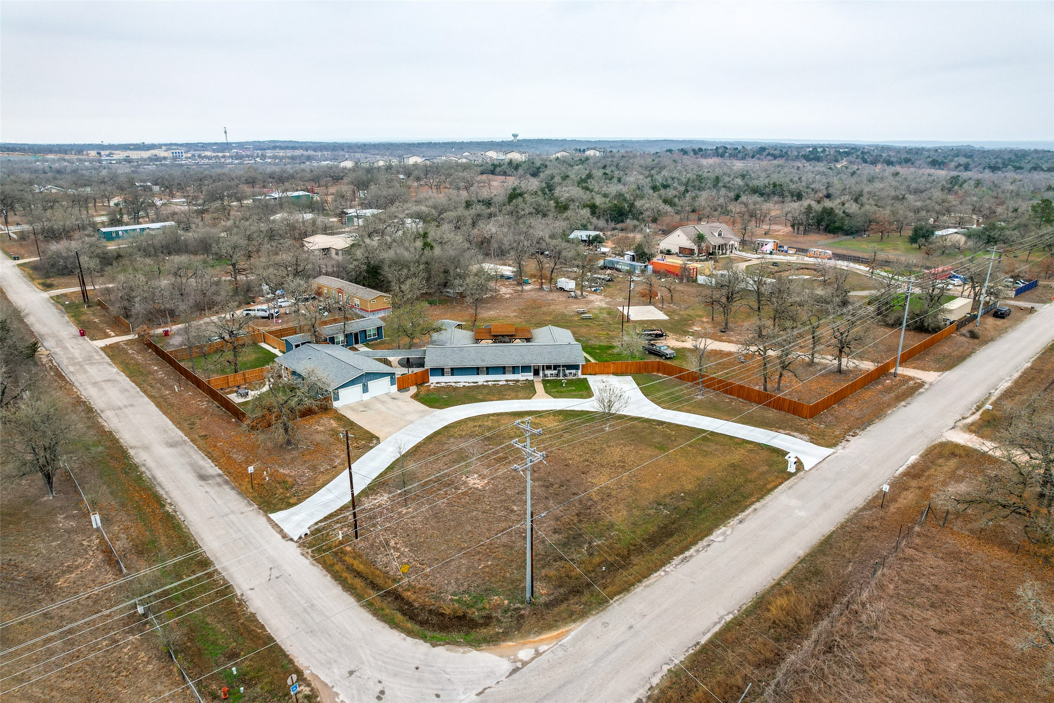 main property photo 24