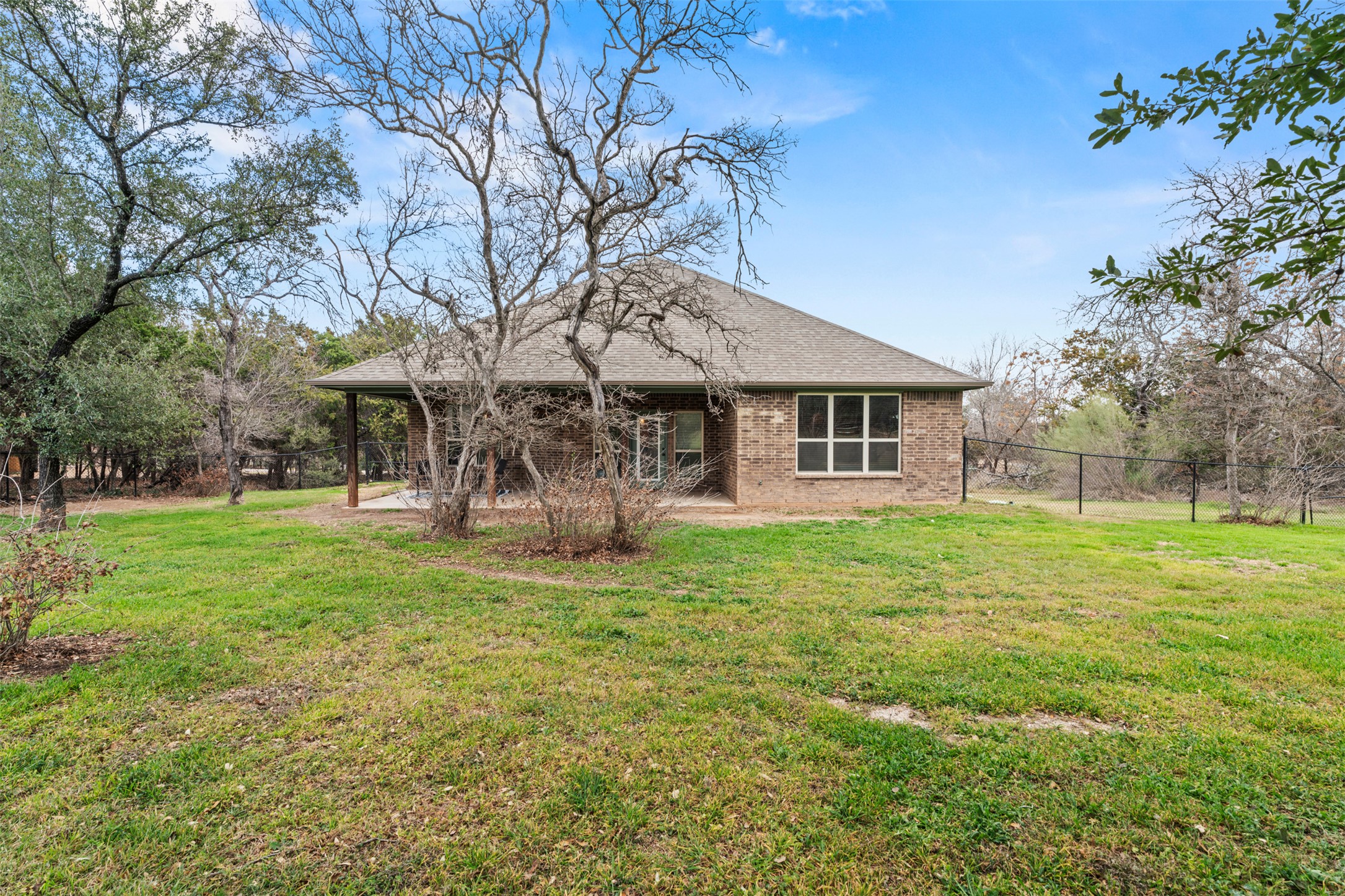 main property photo 32
