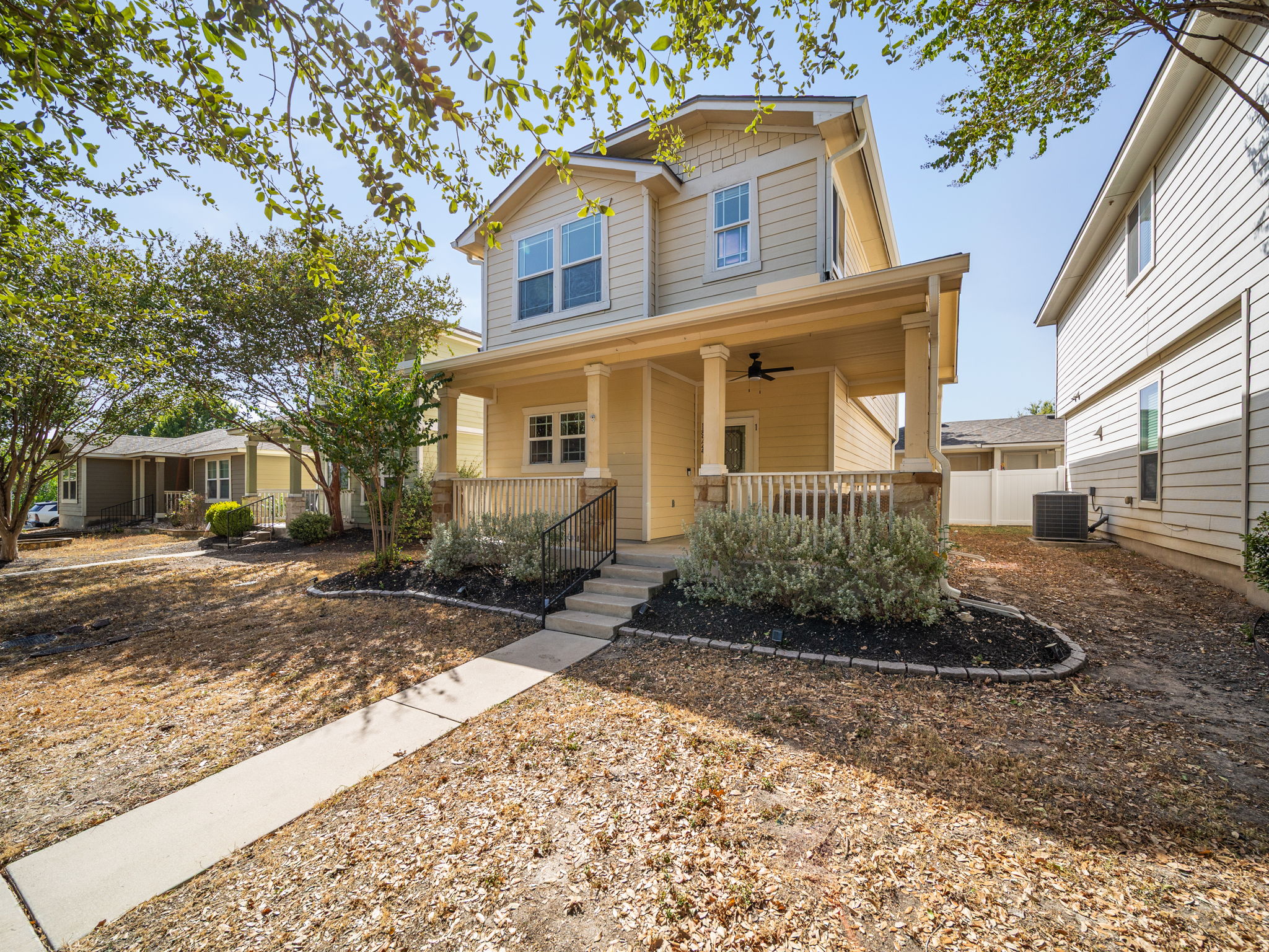 main property photo 36