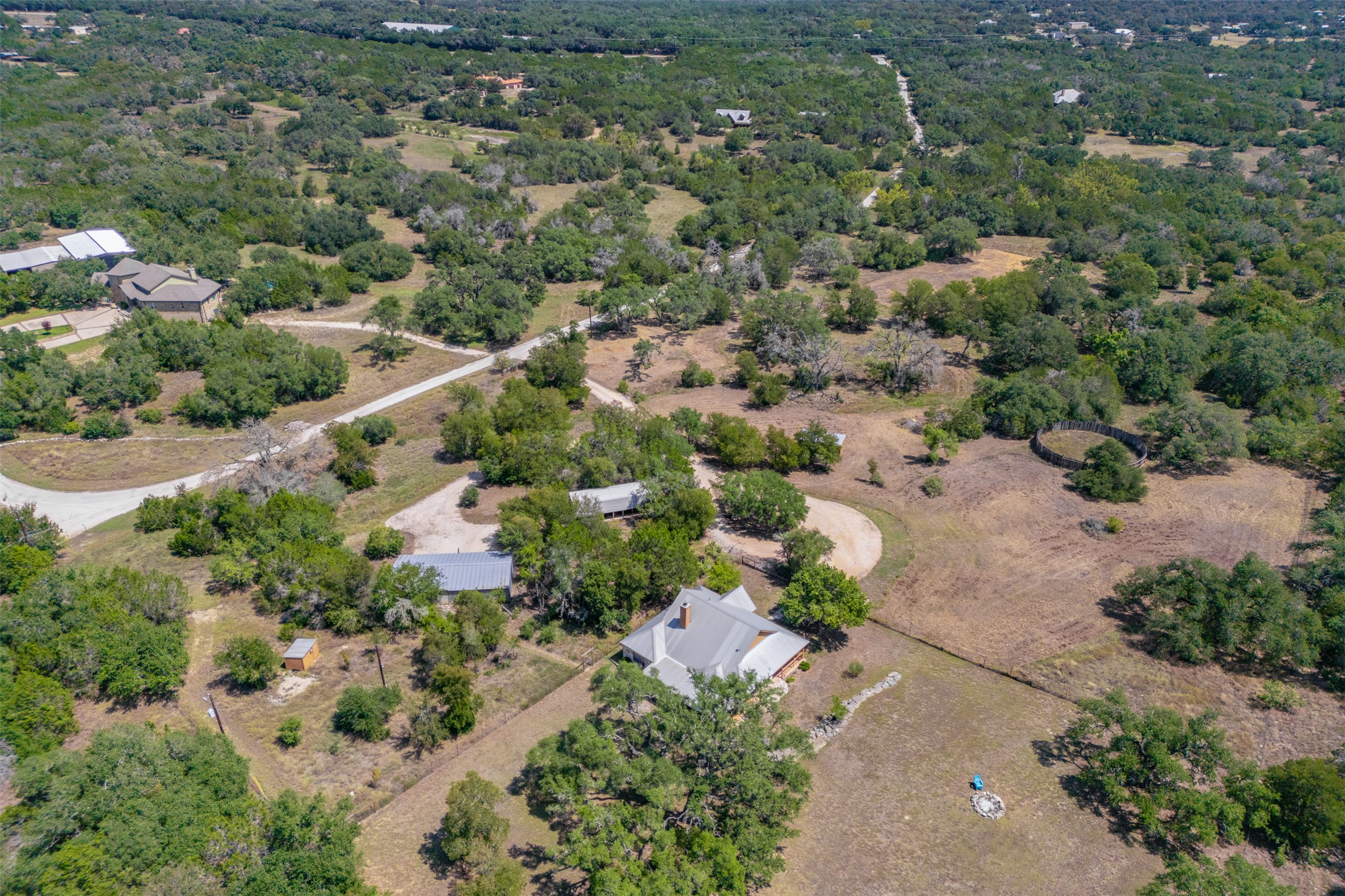 main property photo 33