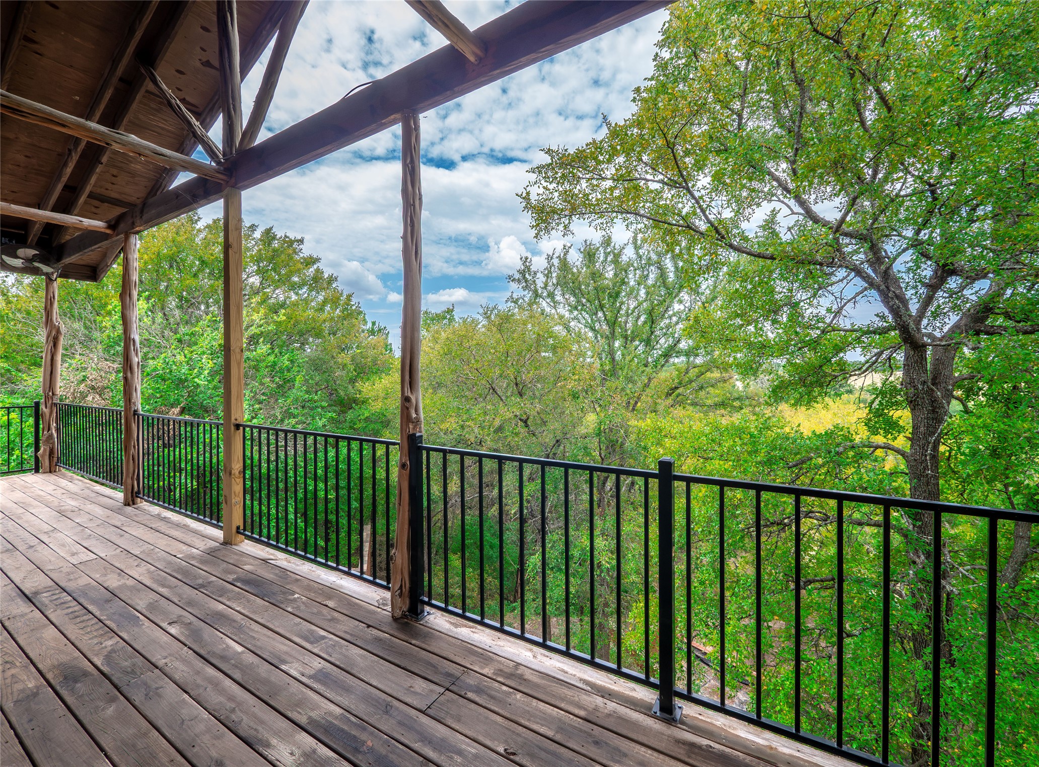 main property photo 26