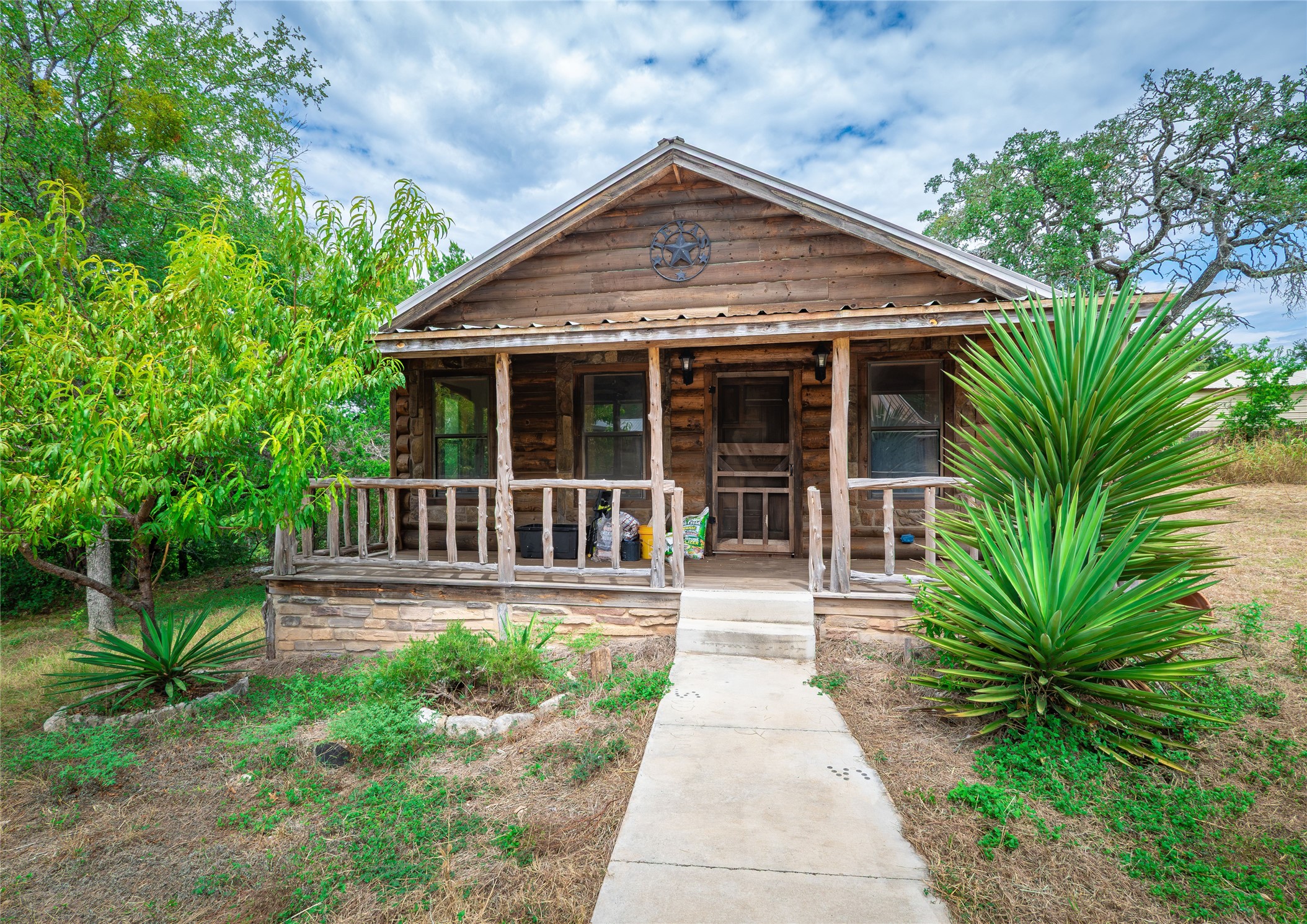 main property photo 29