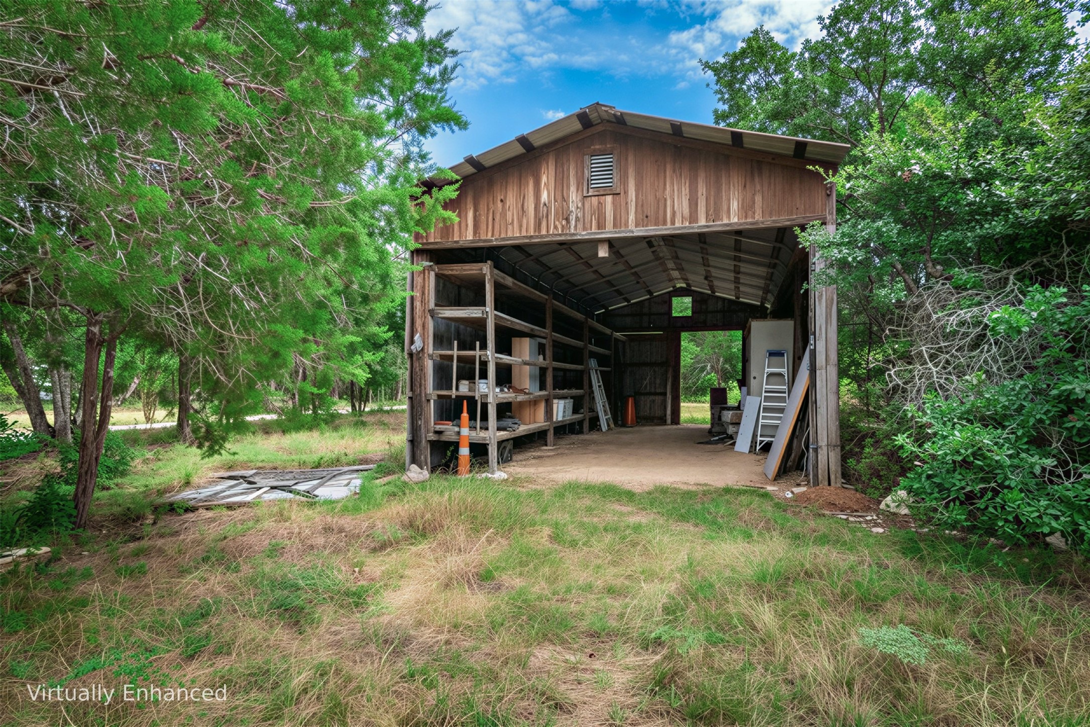 main property photo 33