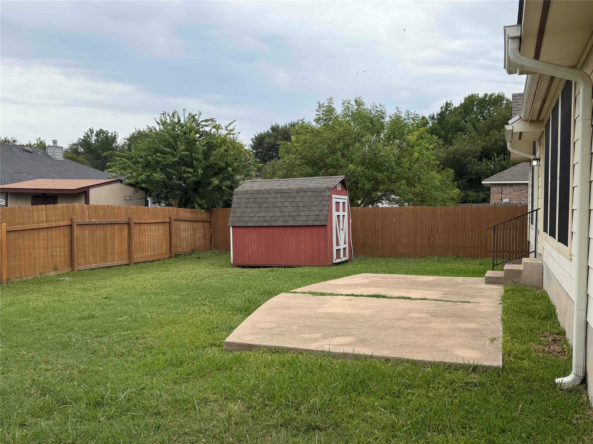 main property photo 26