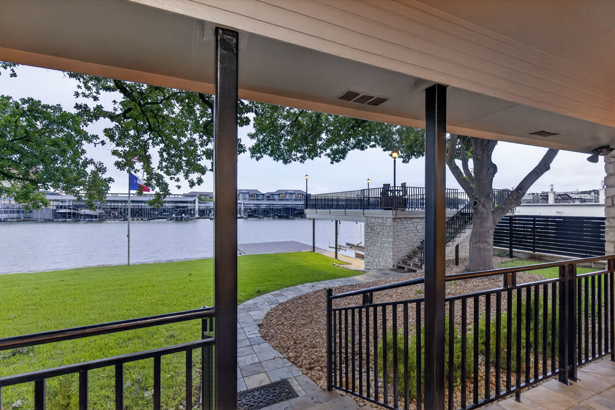 main property photo 34