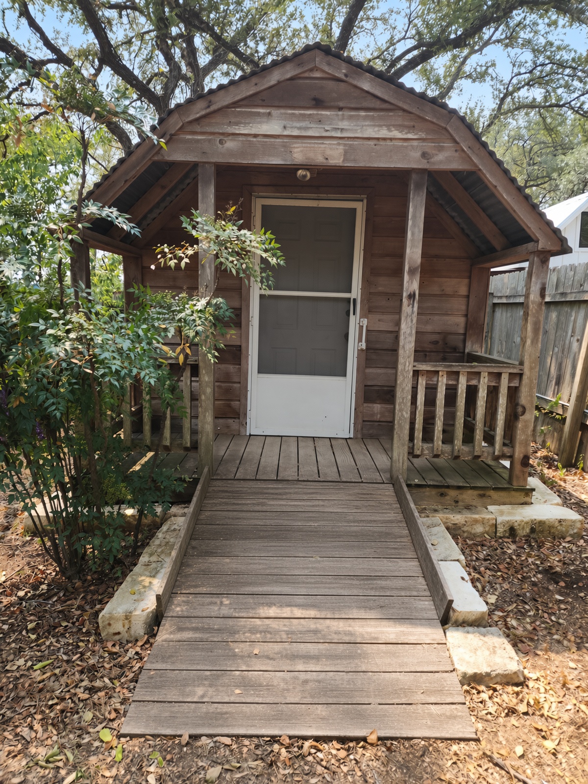 main property photo 27