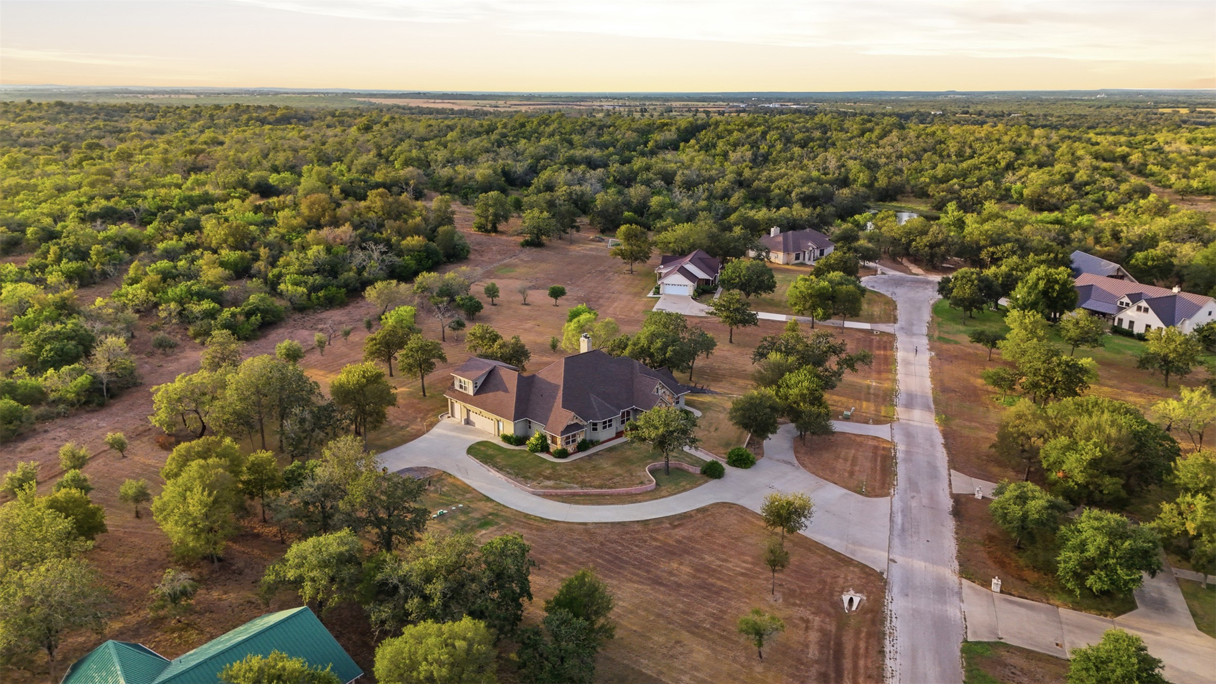 main property photo 20