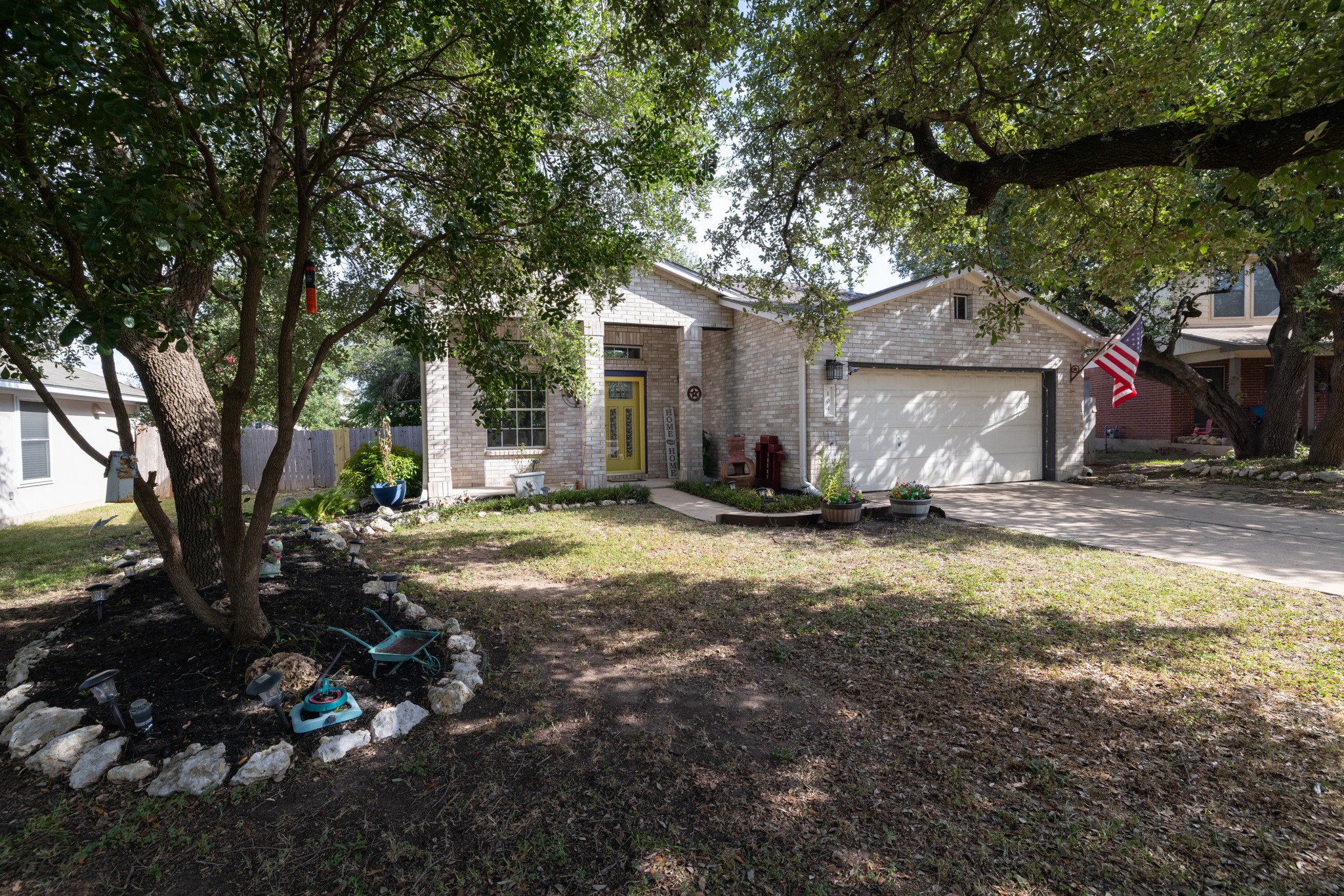 main property photo 5