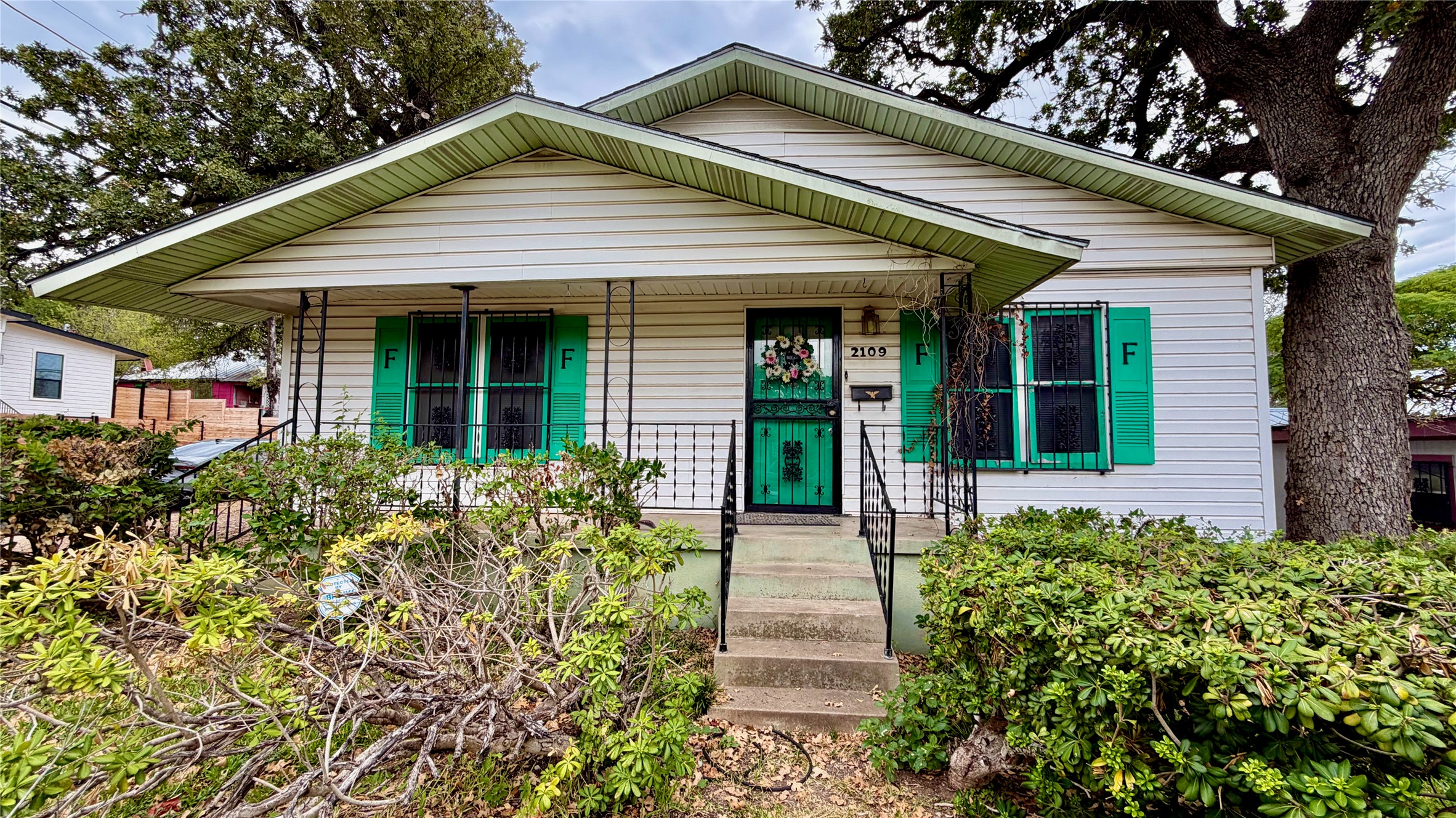 main property photo 2