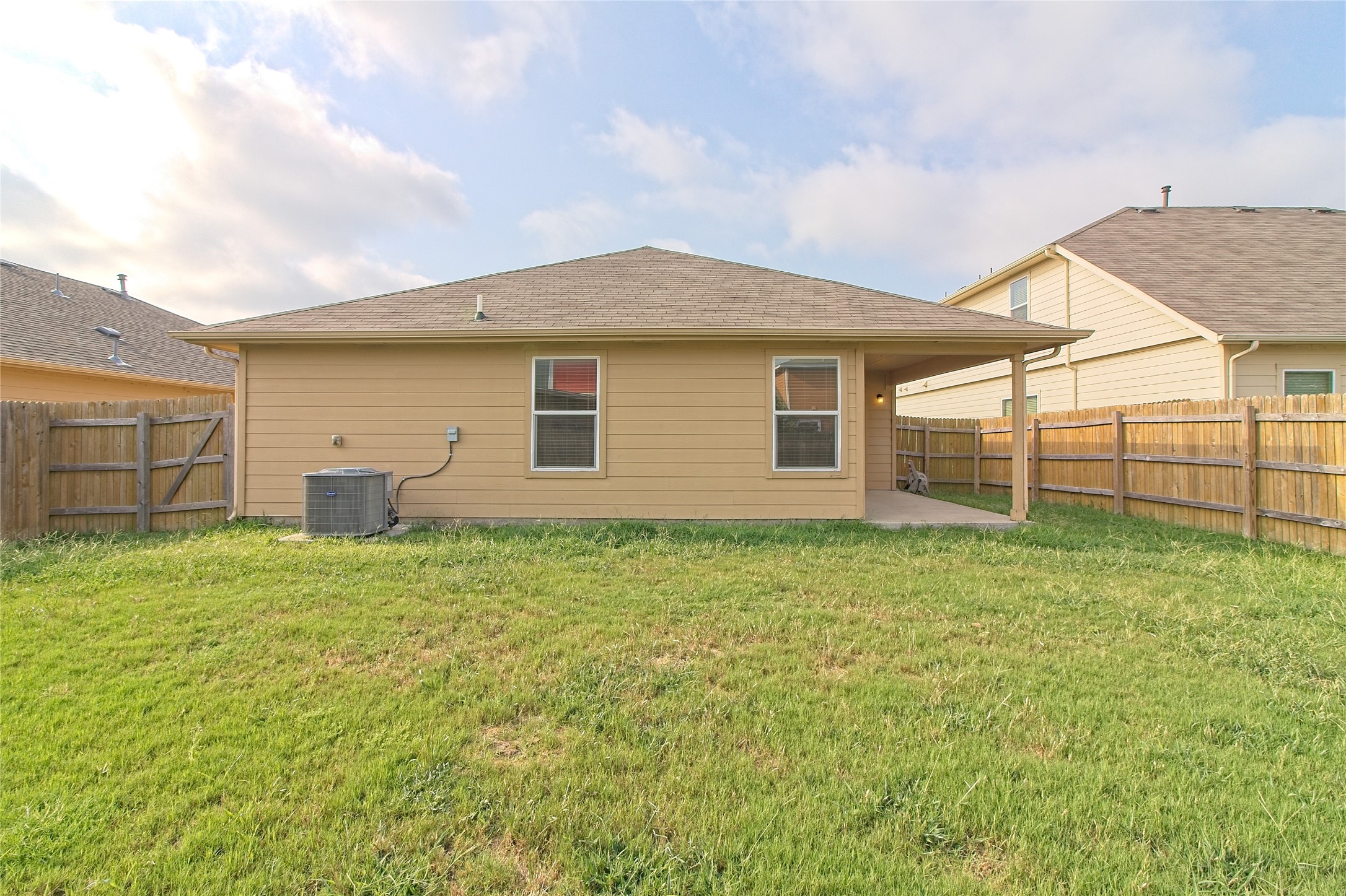 main property photo 24